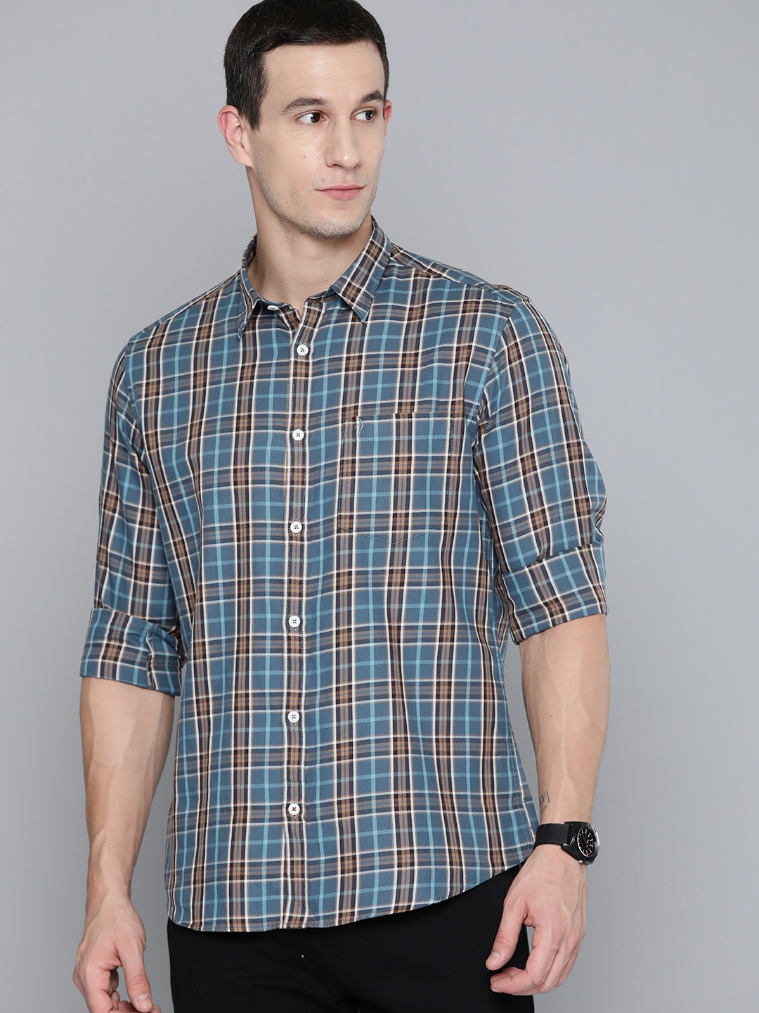 

Indian Terrain Men Slim Fit Checkered Pure Cotton Shirt, Teal