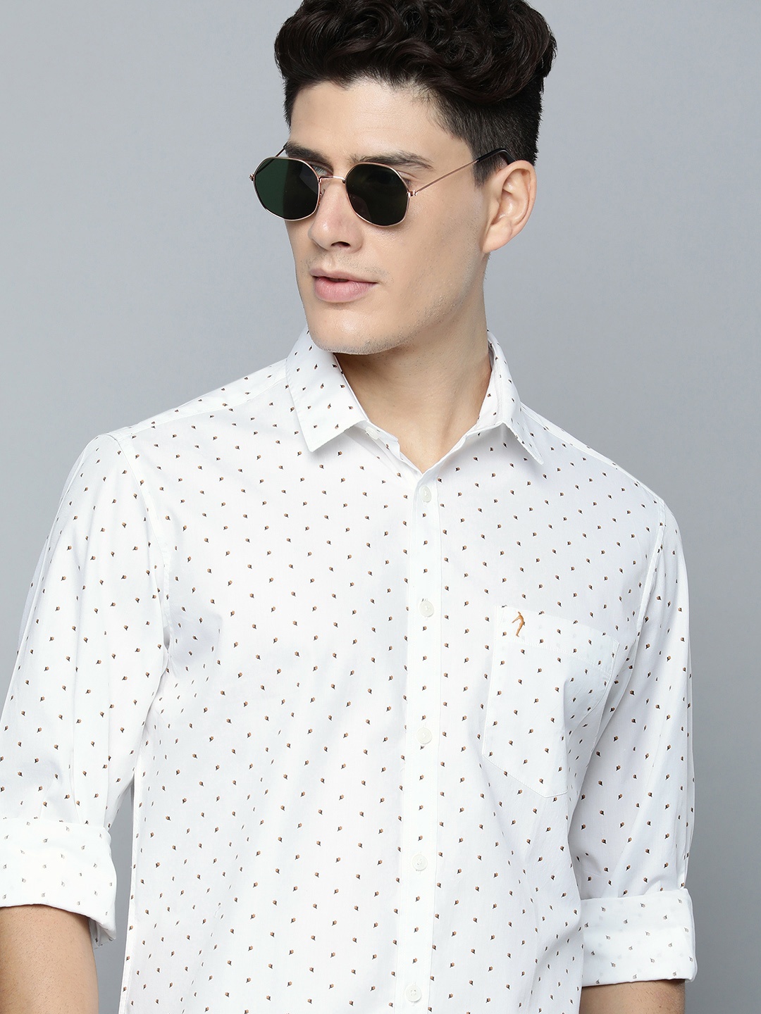 

Indian Terrain Men Slim Fit Printed Pure Cotton Casual Shirt, White