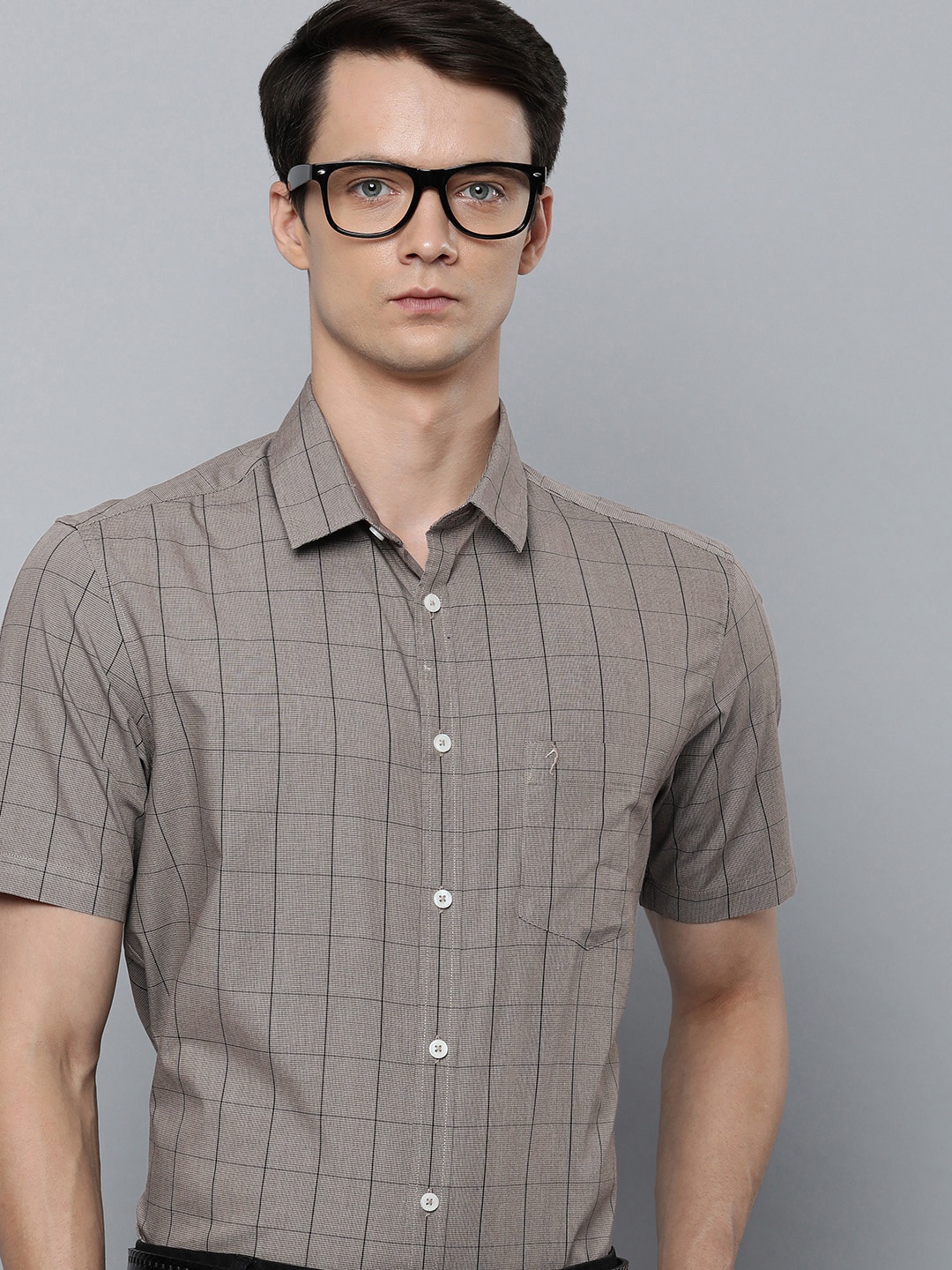 

Indian Terrain Men Grey Chiseled Slim Fit Opaque Checked Formal Shirt