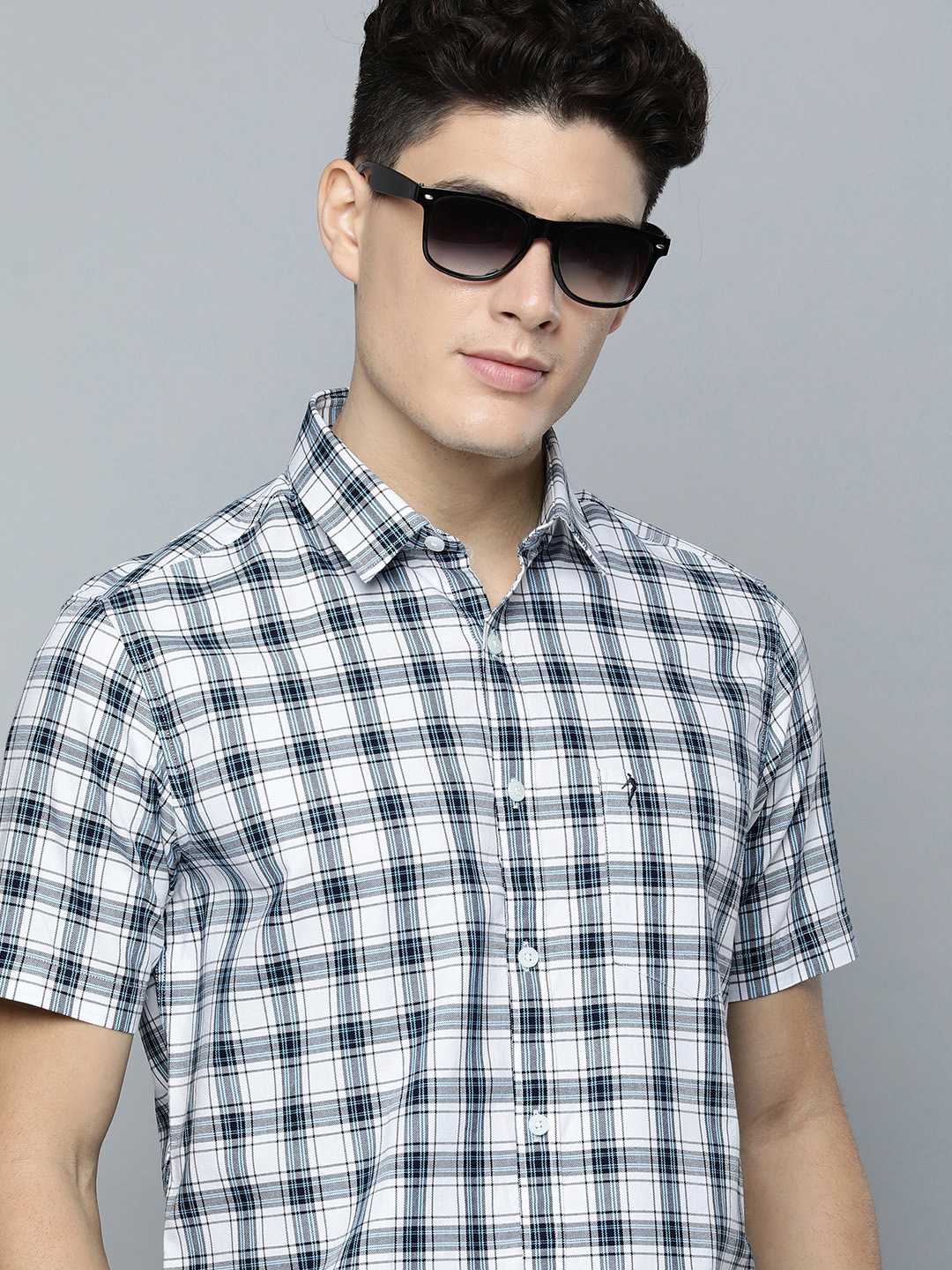 

Indian Terrain Men Slim Fit Tartan Checks Pure Cotton Casual Shirt, White