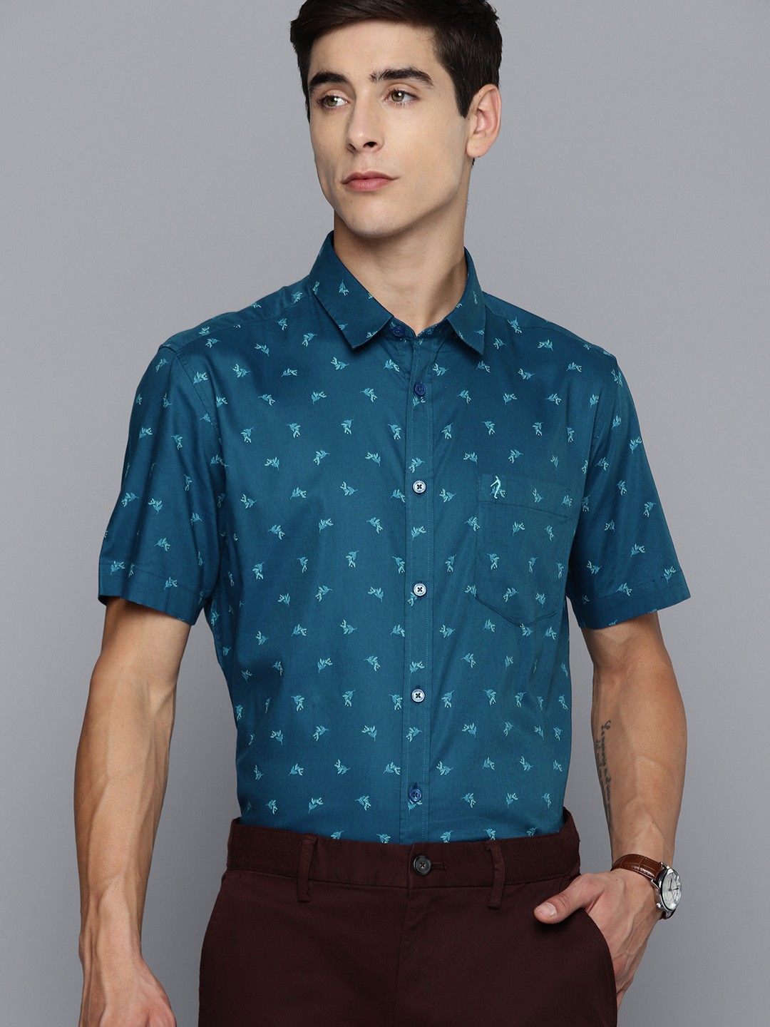 

Indian Terrain Men Slim Fit Floral Printed Formal Shirt, Teal
