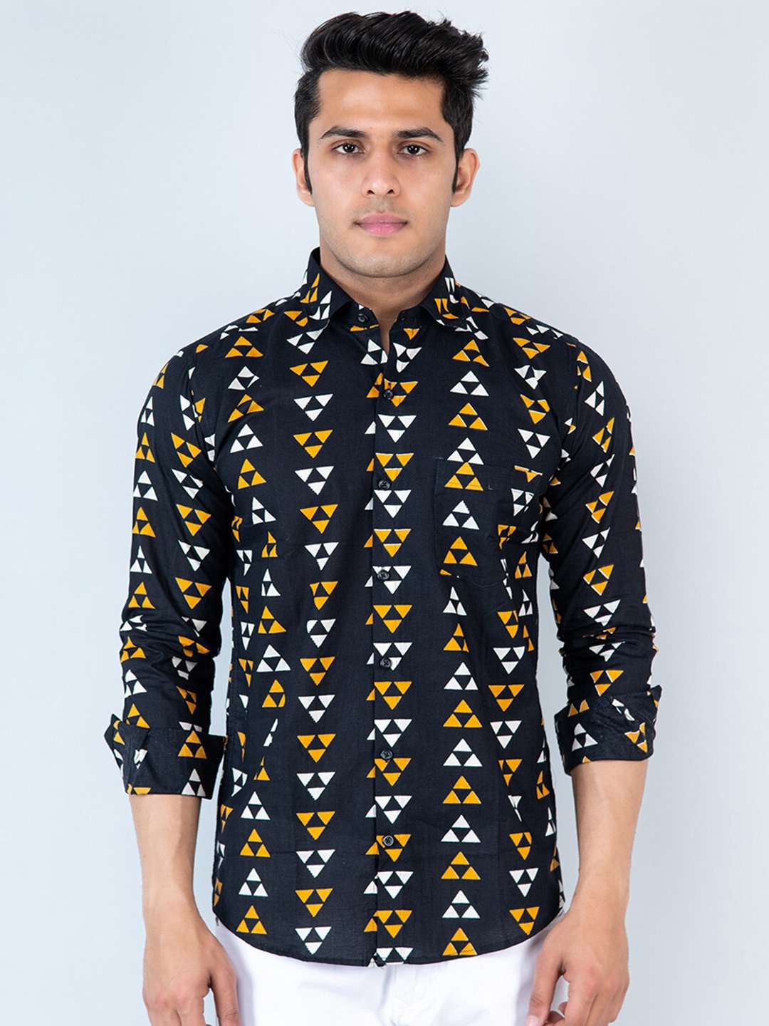 

Tistabene Geometric Printed Cotton Casual Shirt, Black