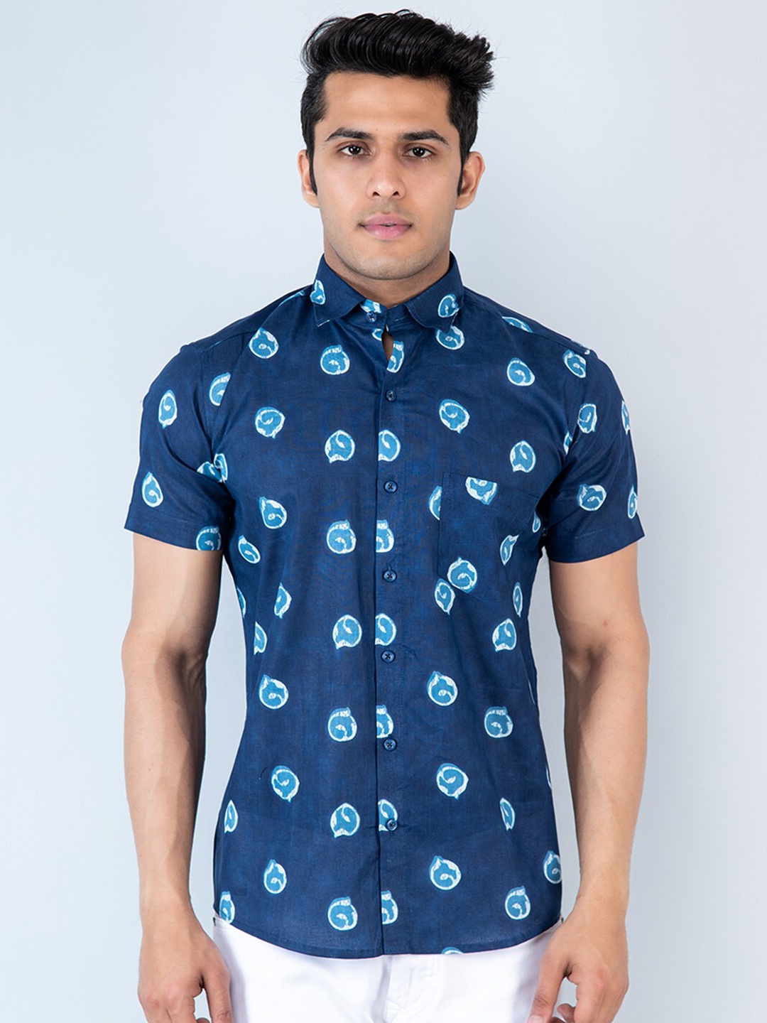 

Tistabene Abstract Printed Cotton Casual Shirt, Blue