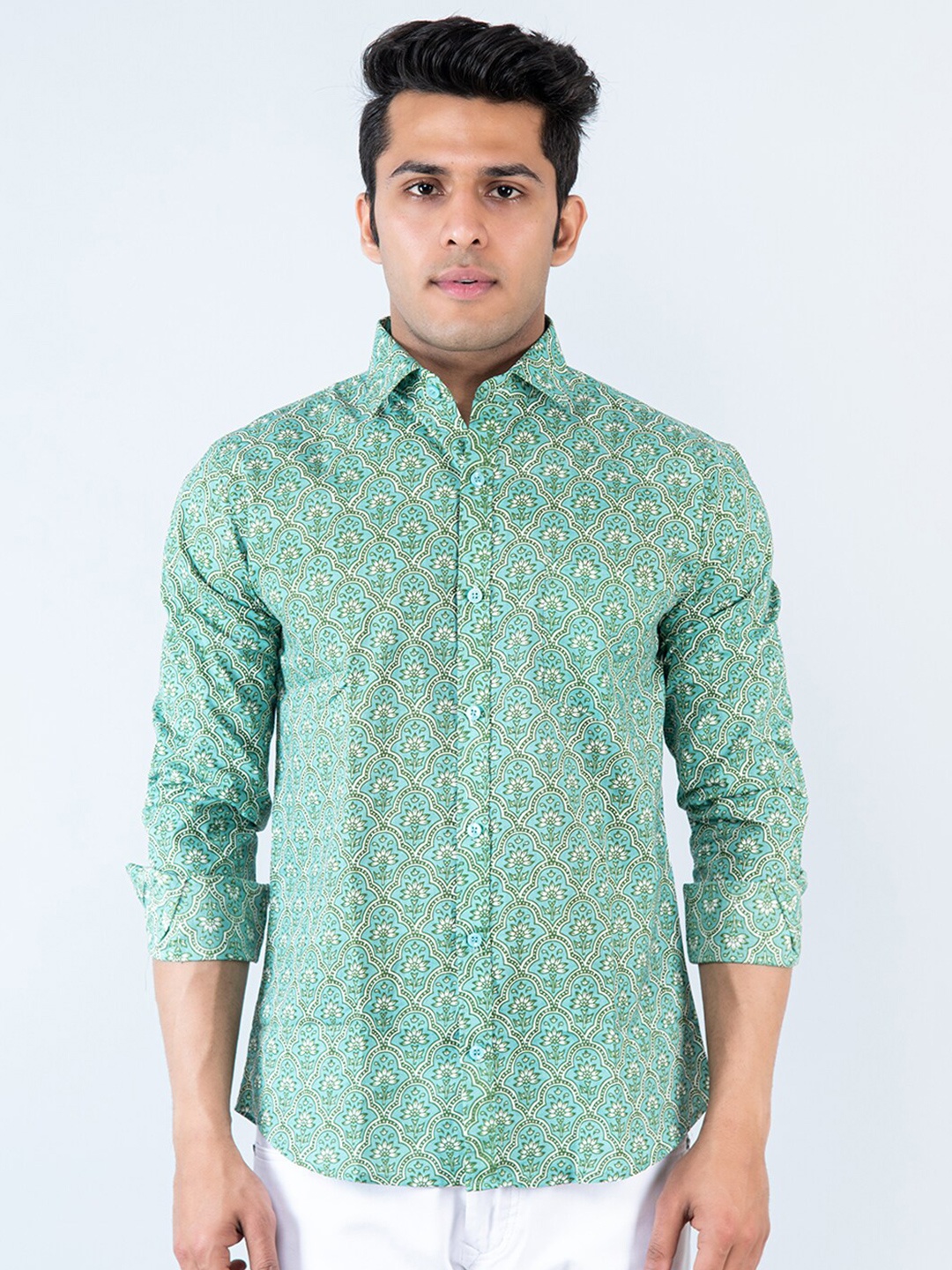 

Tistabene Comfort Spread Collar Ethnic Motifs Printed Cotton Casual Shirt, Green