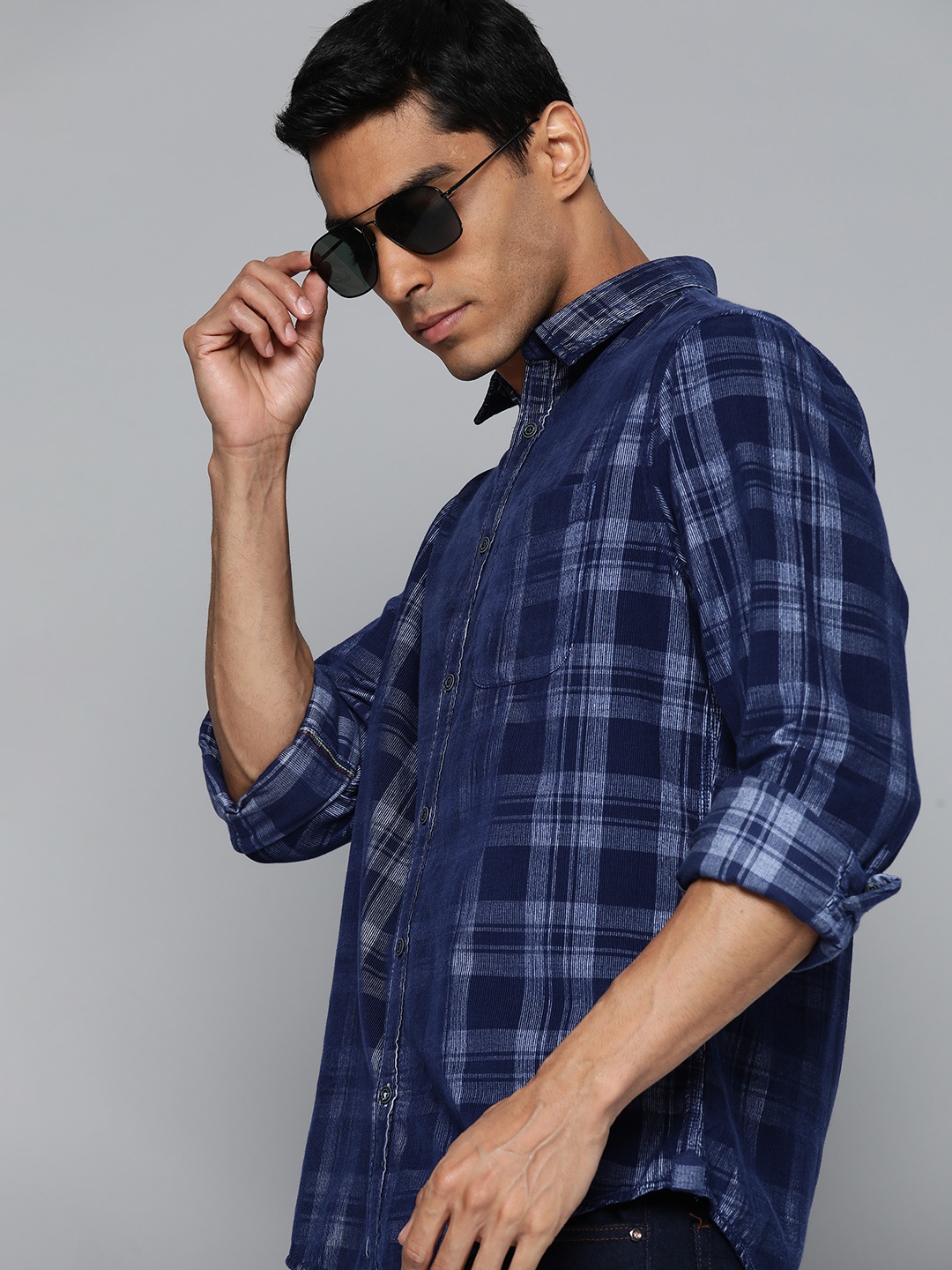 

Indian Terrain Slim Fit Tartan Checks Cotton Shirt, Navy blue