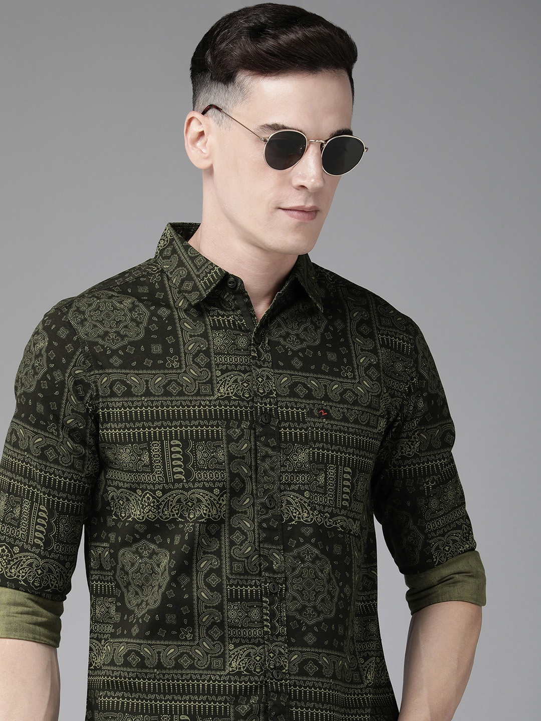 

SPYKAR Men Pure Cotton Slim Fit Opaque Ethnic Motifs Printed Casual Shirt, Black