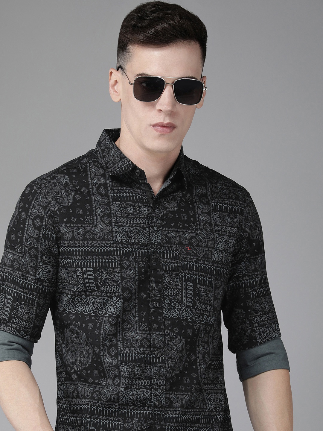

SPYKAR Men Pure Cotton Slim Fit Opaque Printed Casual Shirt, Black