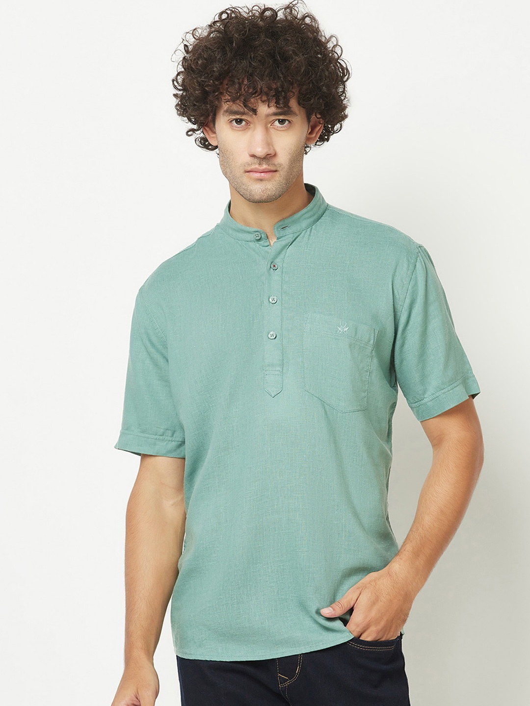 

Crimsoune Club Mandarin Collar Short Sleeves Kurta, Green