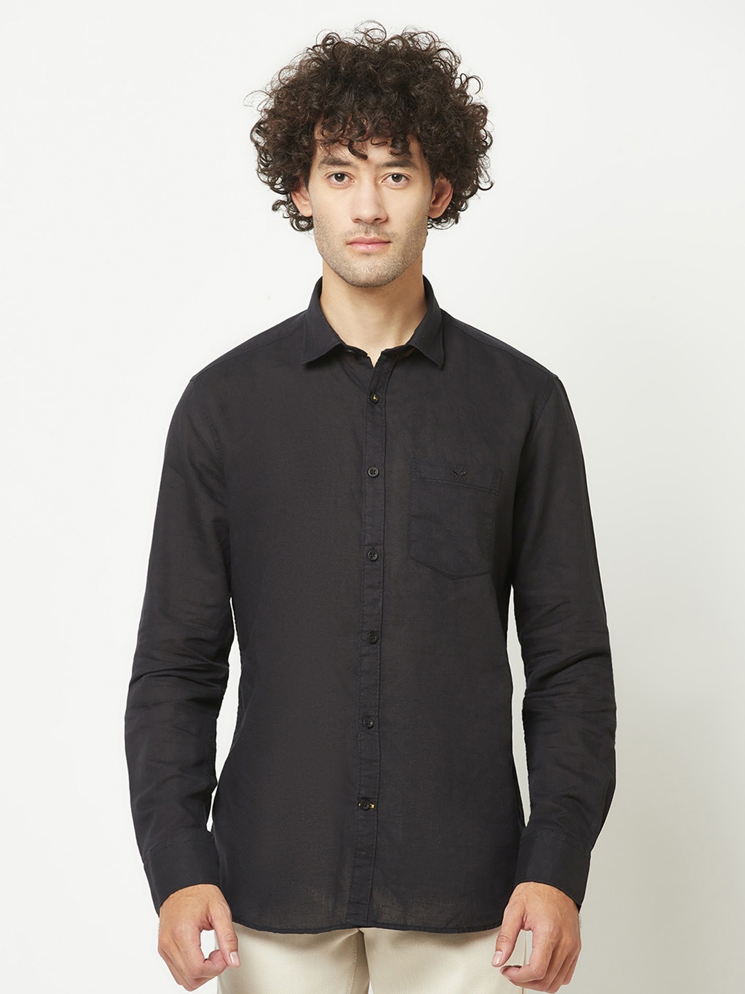 

Crimsoune Club Spread Collar Slim Fit Cotton Casual Shirt, Black