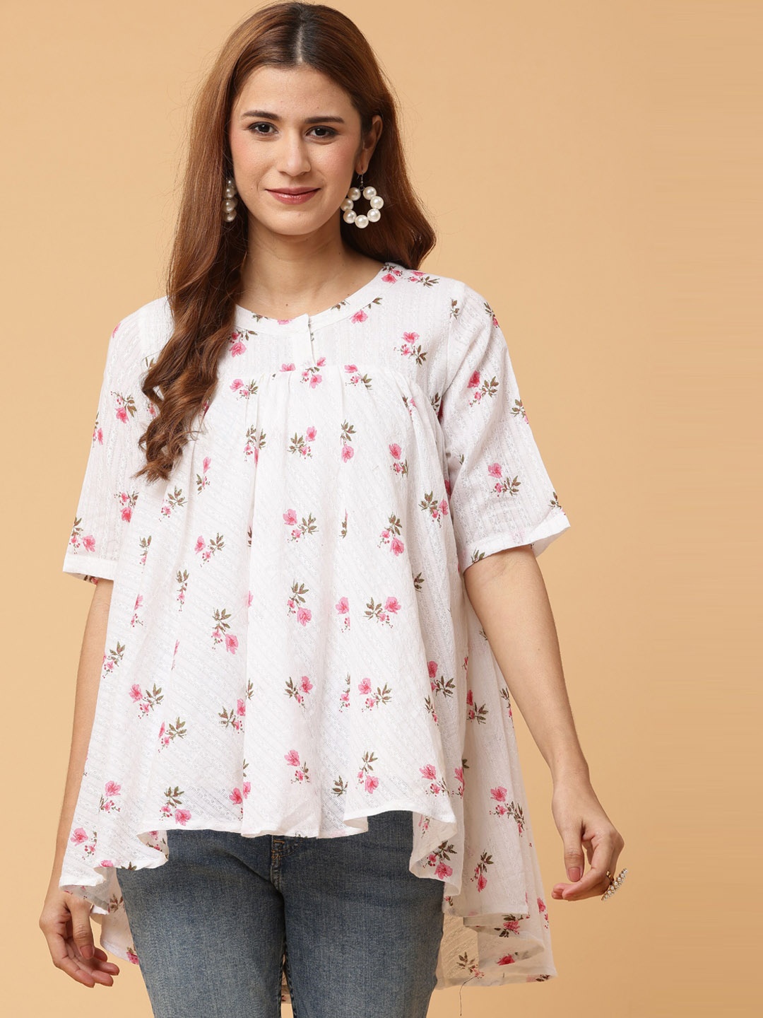 

KAANCHIE NANGGIA Floral Printed Round Neck Boxy Top, White
