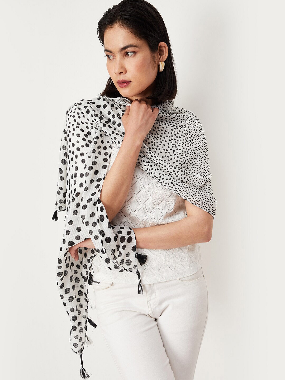

max Polka Dot Printed Scarf With Tasselled Border, White