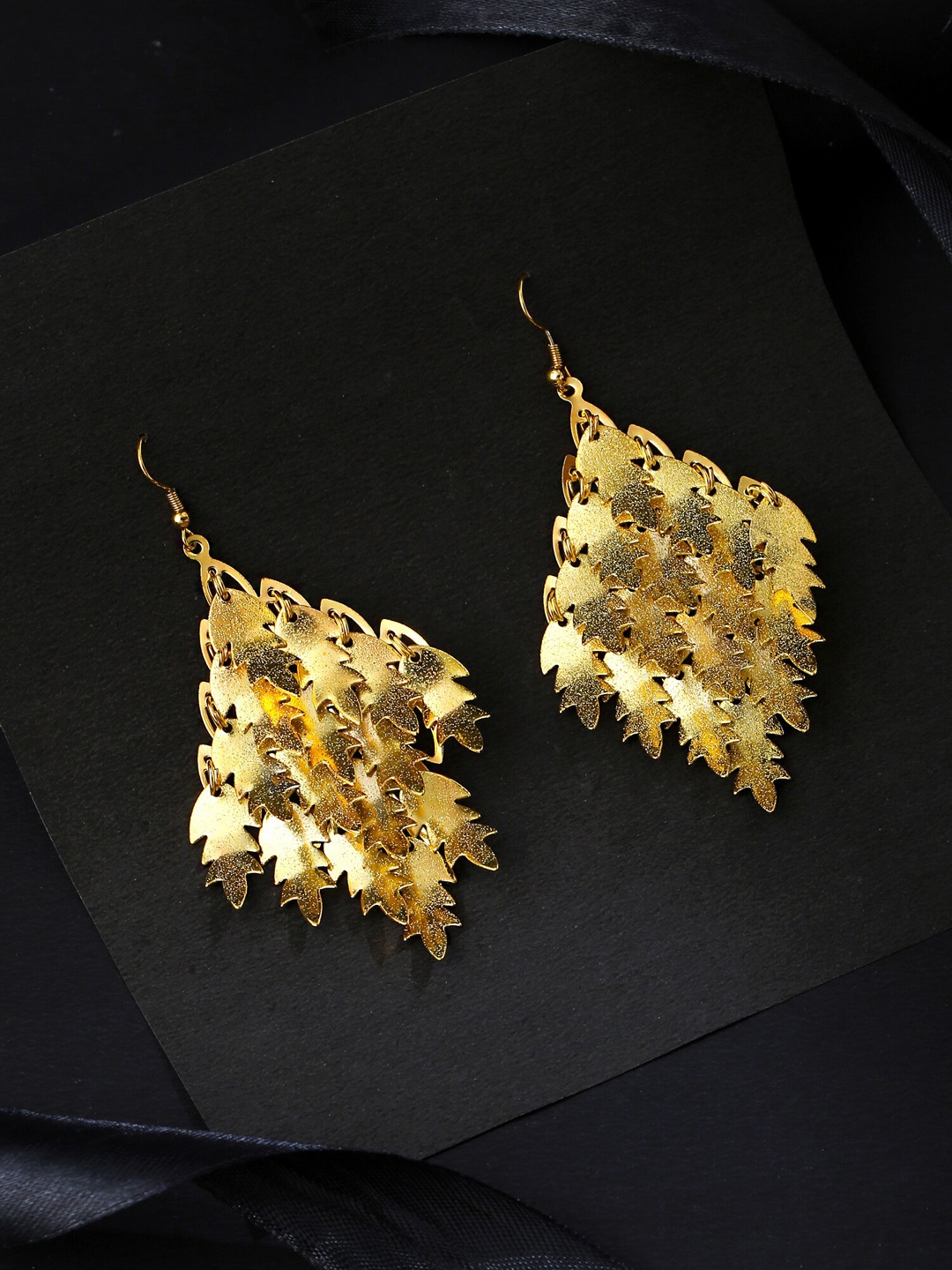 

Yellow Chimes Gold-Plated Leaf Shaped Drop Earrings