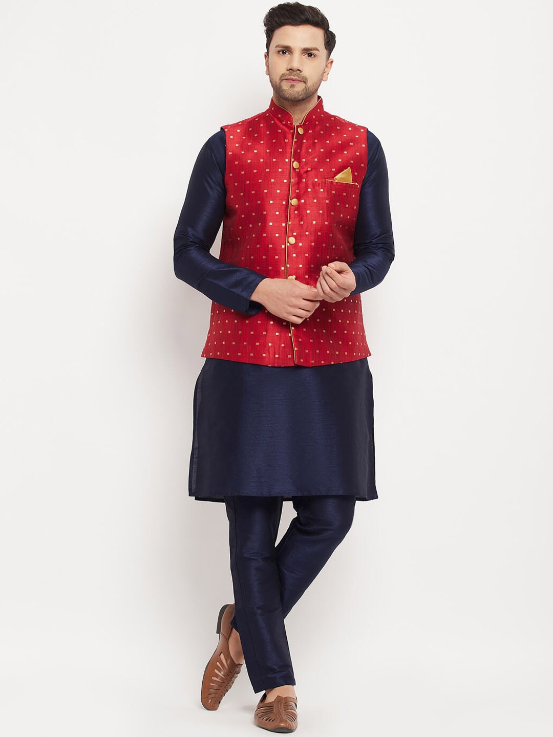 

VASTRAMAY Straight Kurta with Pyjamas & Nehru Jacket, Navy blue