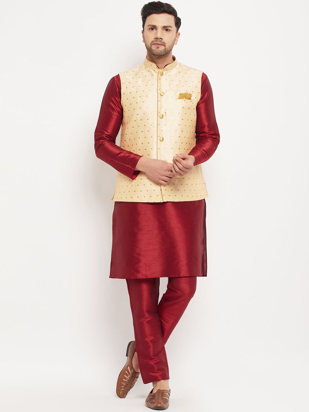 

VASTRAMAY Mandarin Collar Straight Kurta with Pyjamas & Nehru Jacket, Maroon