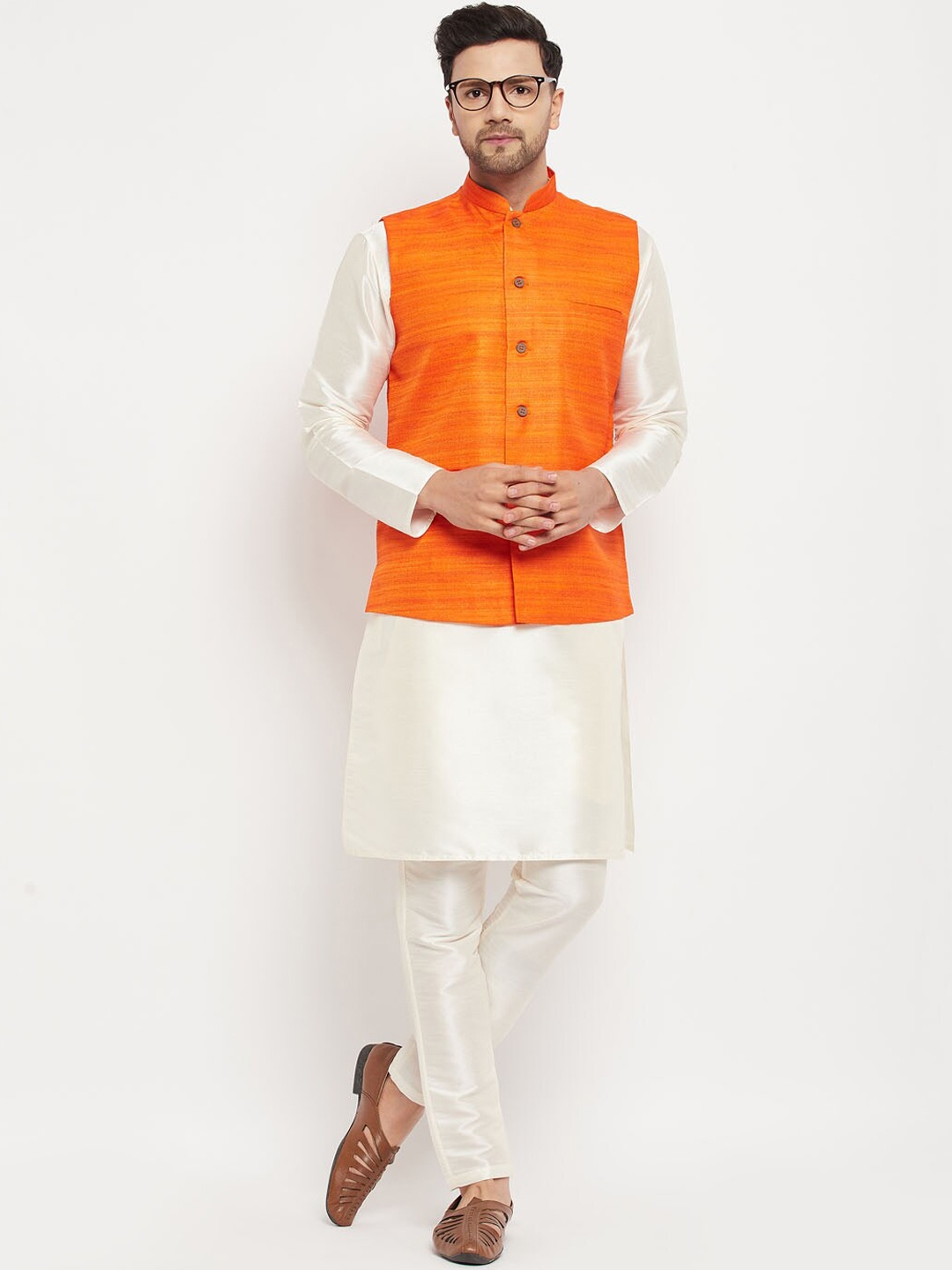 

VASTRAMAY Mandarin Collar Straight Kurta with Pyjamas & Nehru Jacket, Off white