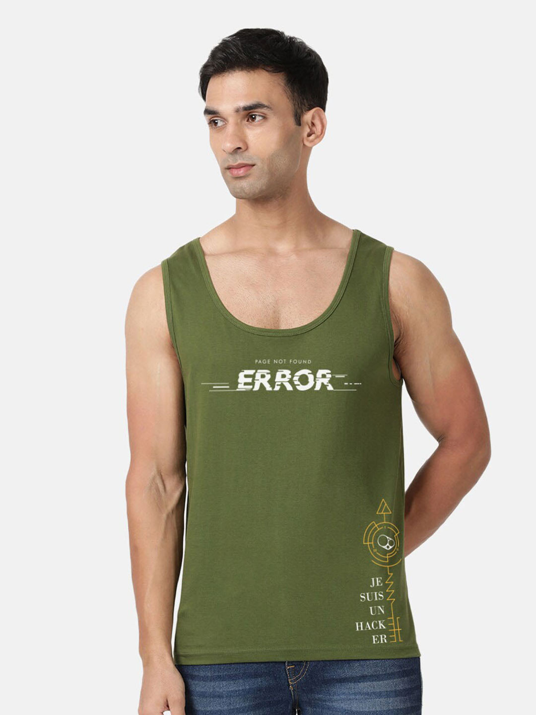 

MASH UNLIMITED Men Olive Green Typography Printed Raw Edge T-shirt