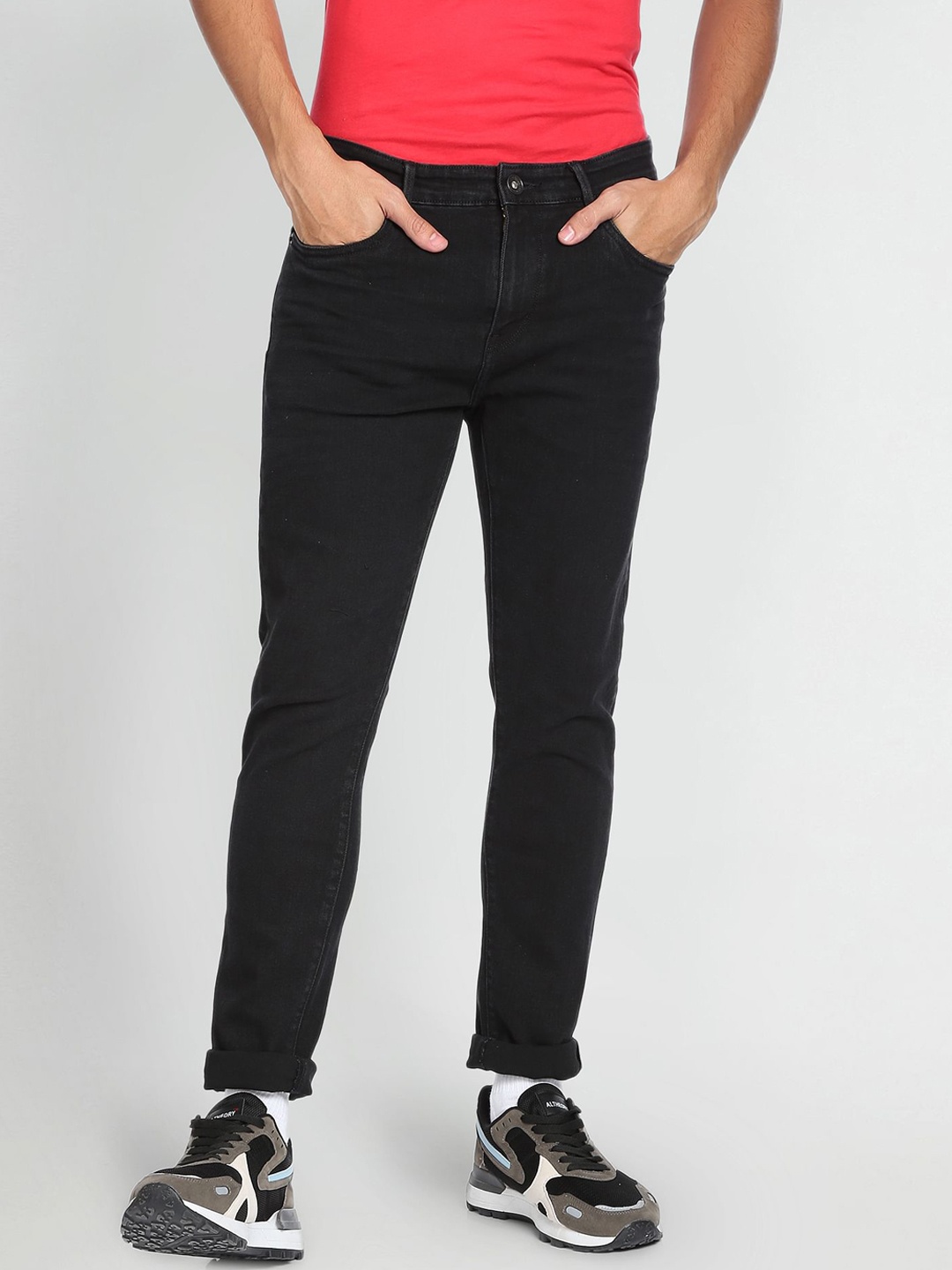 

Flying Machine Men Mid-Rise Slim Fit Cuffed Hem Stretchable Jeans, Black