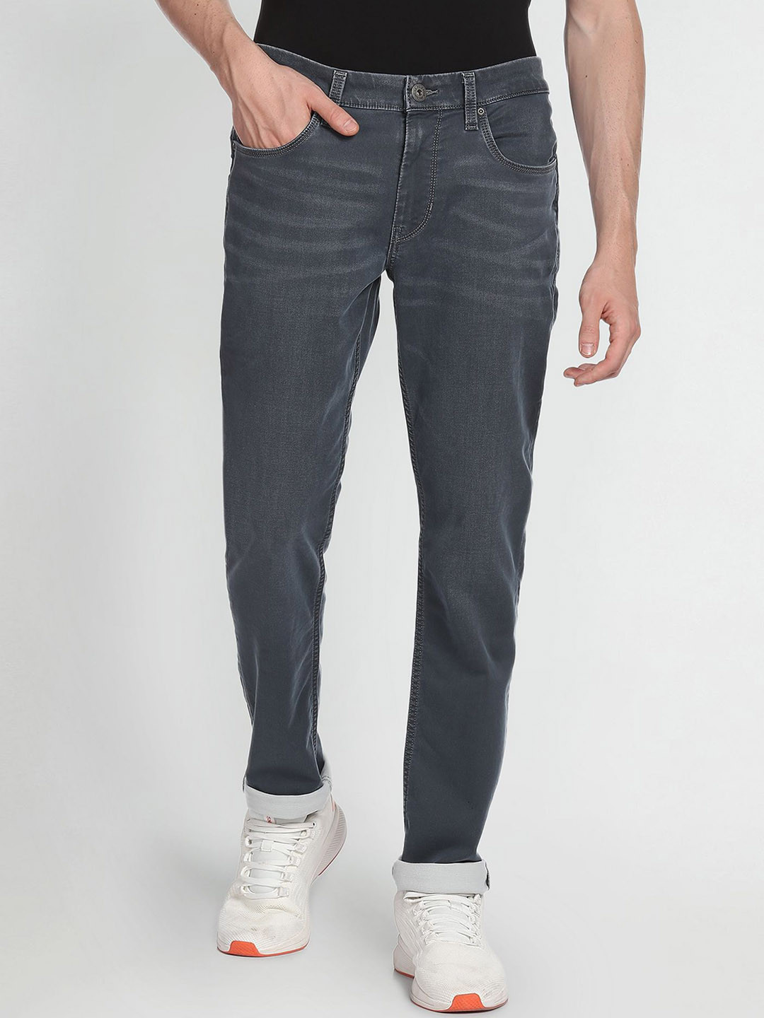 

U.S. Polo Assn. Denim Co. Men Slim Fit Light Fade Jeans, Grey