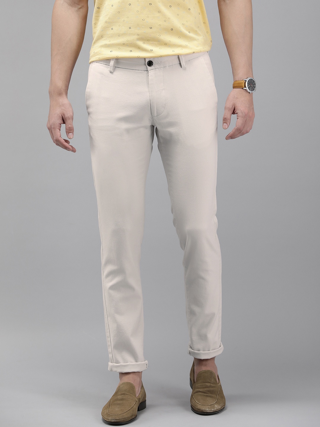 

Arrow Sport Men Self Design Textured Slim Fit Low-Rise Chinos Trousers, Off white