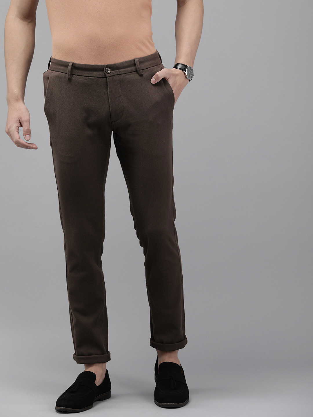 

Arrow Sport Men Self Design Textured Slim Fit Low-Rise Chinos Trousers, Grey