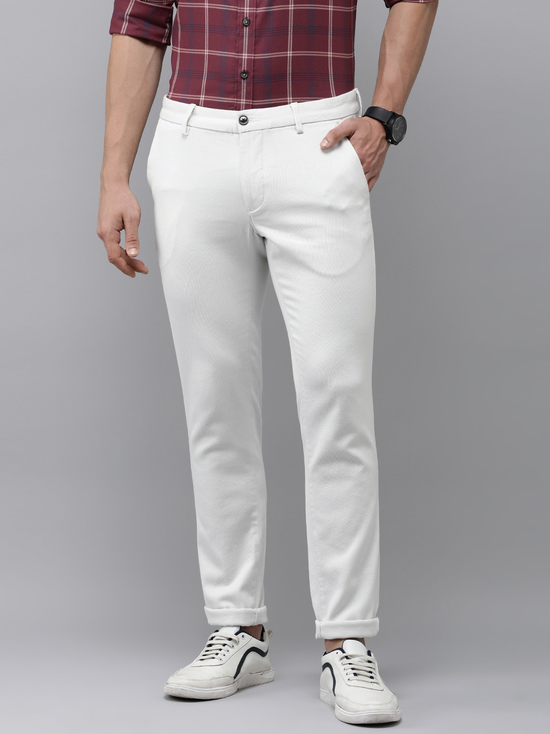 

Arrow Sport Men Solid Flat Front Slim Fit Trousers, White