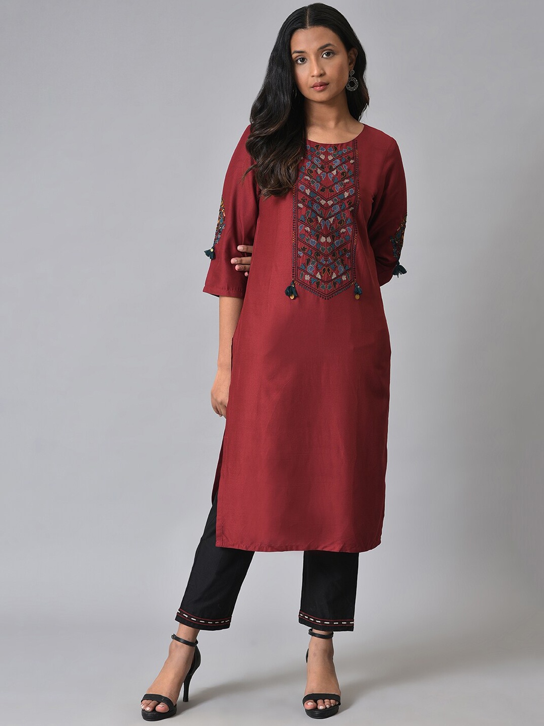 

W Ethnic Motifs Embroidered Straight Kurta with Trousers, Maroon