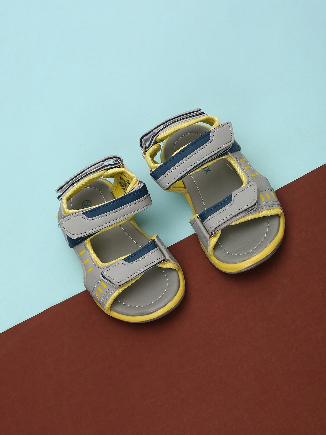 

max Boys Velcro Closure Sport Sandals, Grey