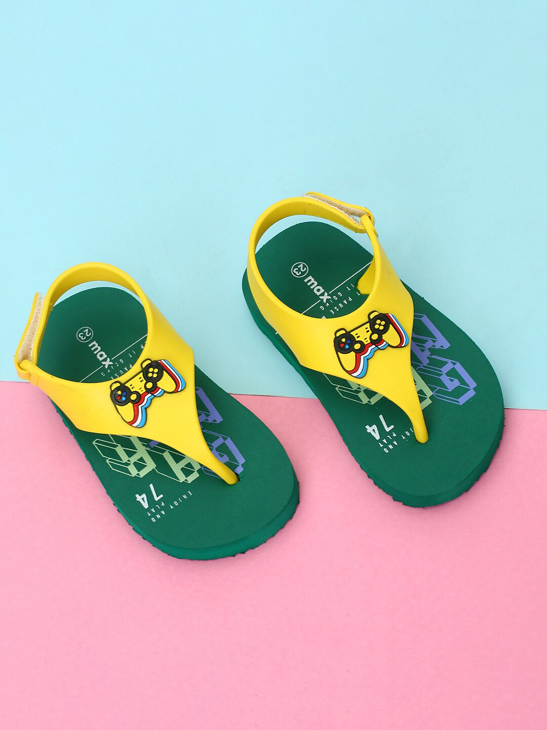 

max Boys Open Toe Velcro Closure Comfort Sandals, Green