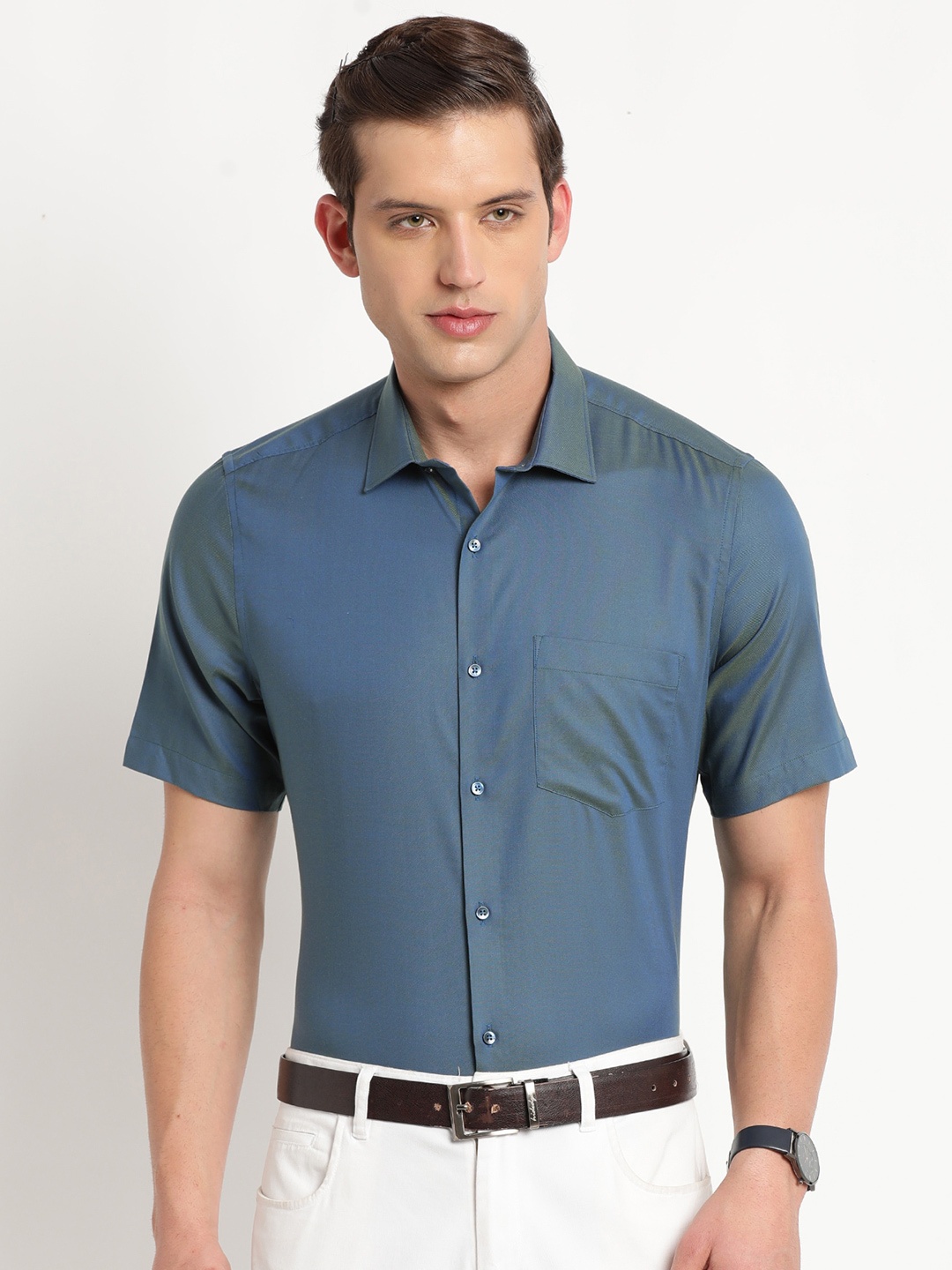 

Turtle Modern Spread Collar Regular Fit Pure Cotton Formal Shirt, Blue