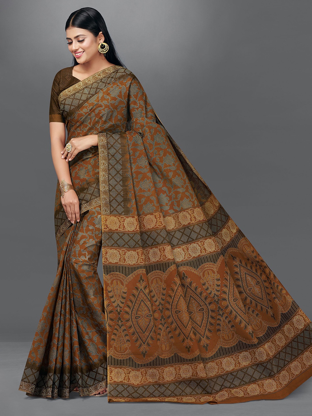 

SHANVIKA Floral Printed Pure Cotton Saree, Brown