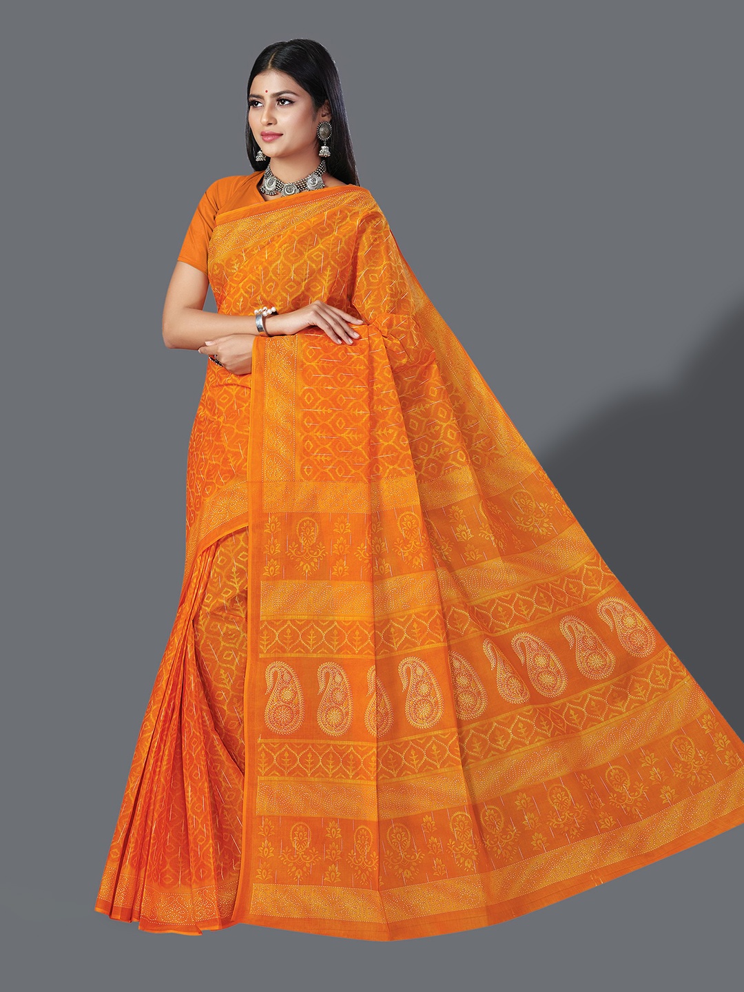 

SHANVIKA Ethnic Motifs Printed Pure Cotton Saree, Orange