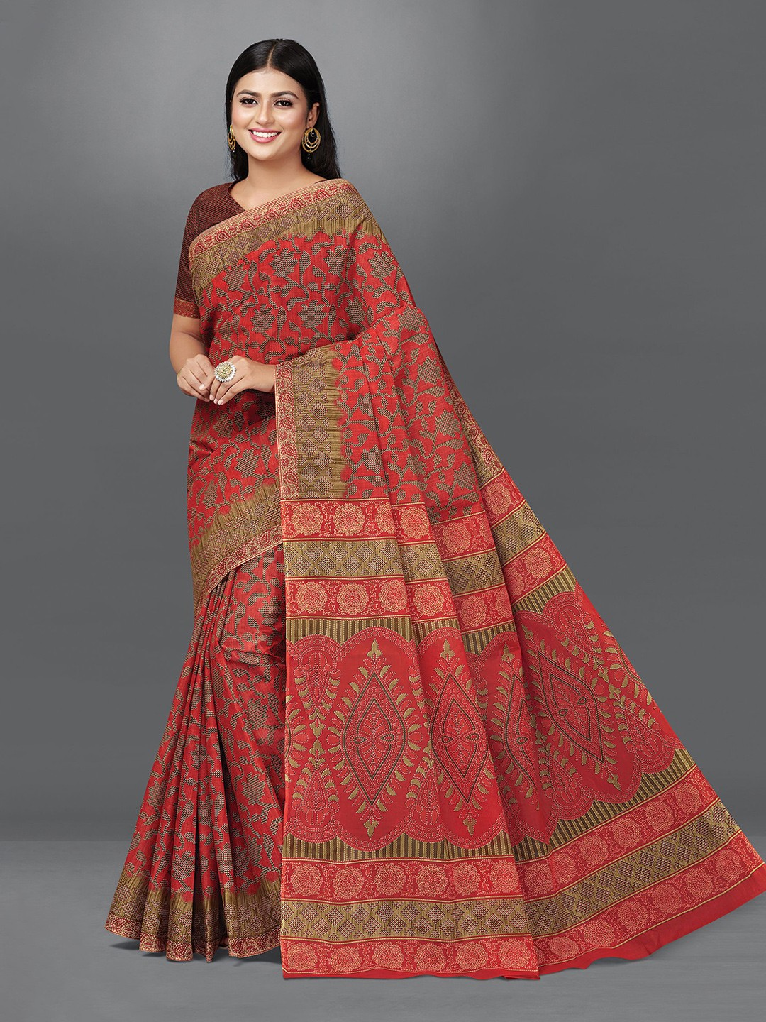 

SHANVIKA Geometric Printed Pure Cotton Saree, Red