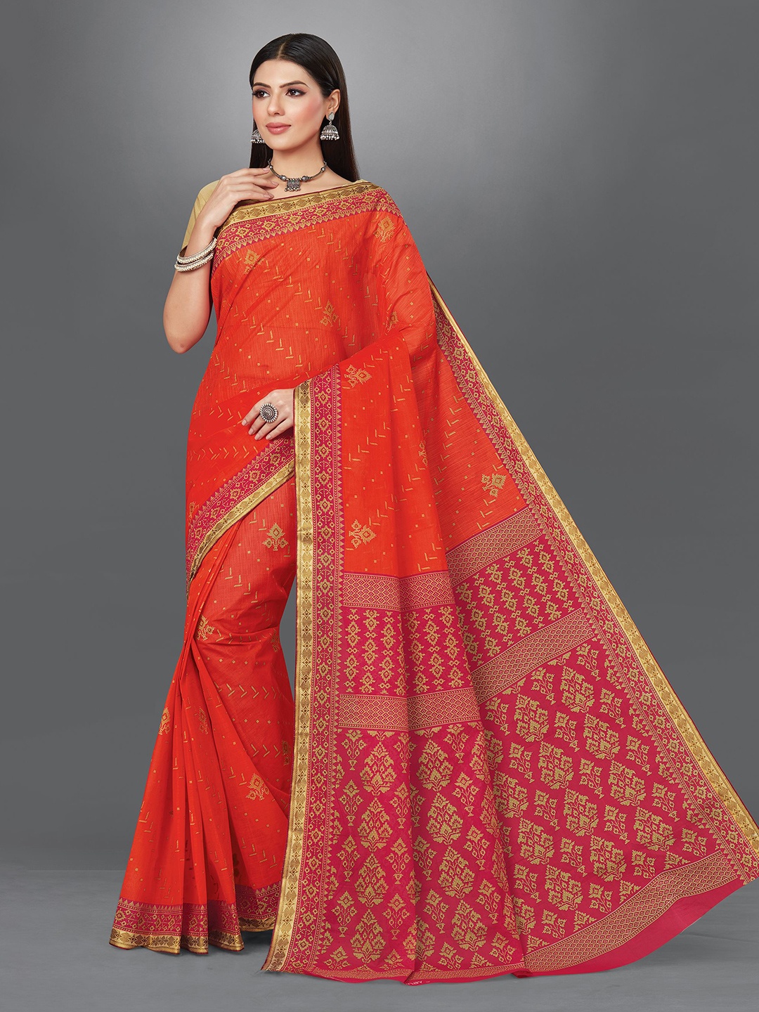 

SHANVIKA Ethnic Motifs Pure Cotton Block Print Saree, Coral