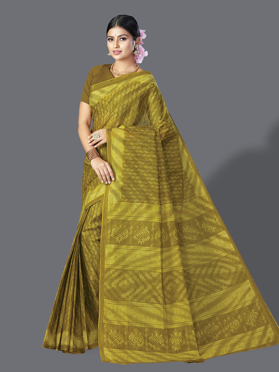 

SHANVIKA Green Ethnic Motifs Pure Cotton Saree