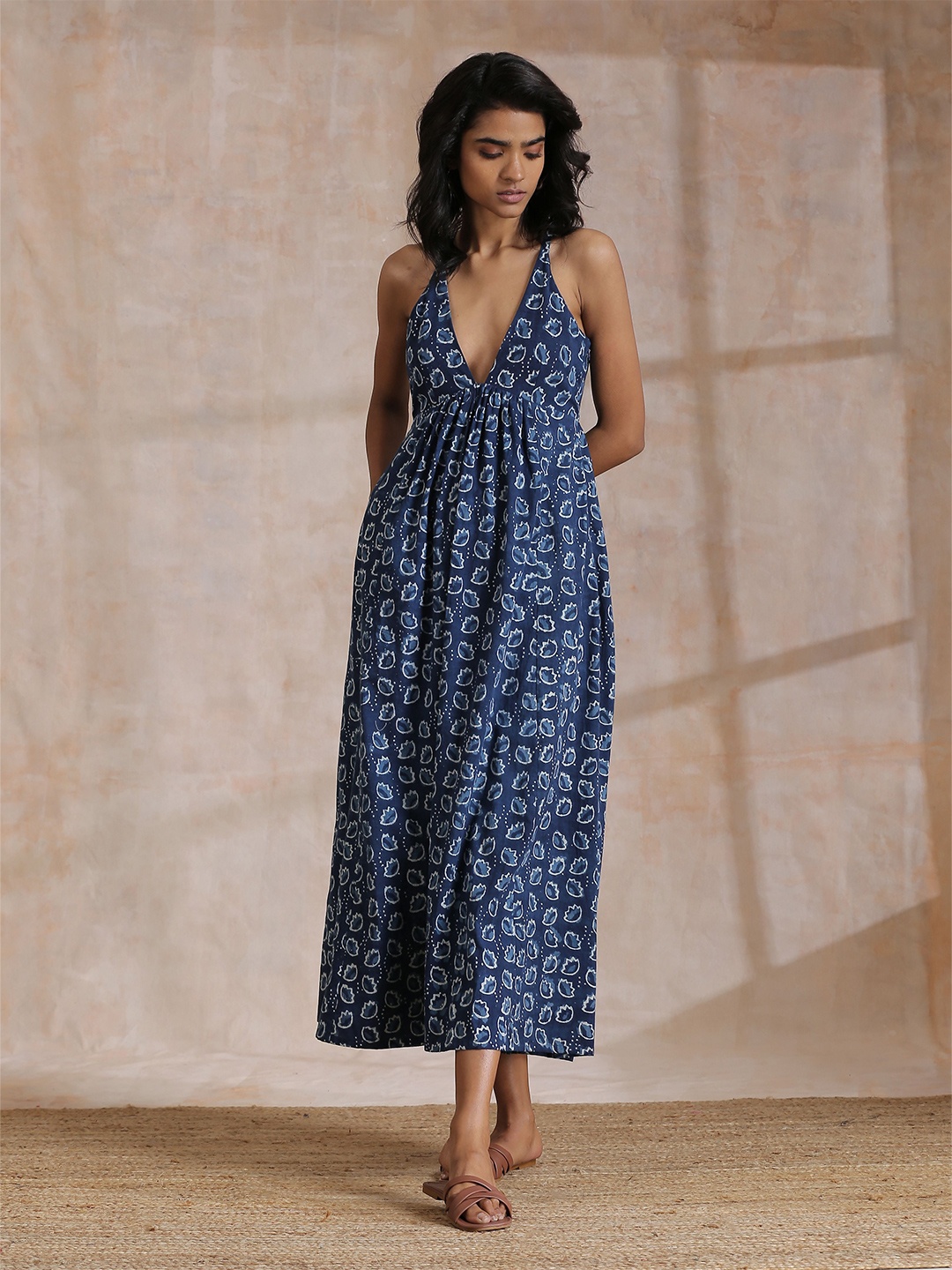 

trueBrowns Printed V-Neck Cotton Empire Maxi Dress, Navy blue