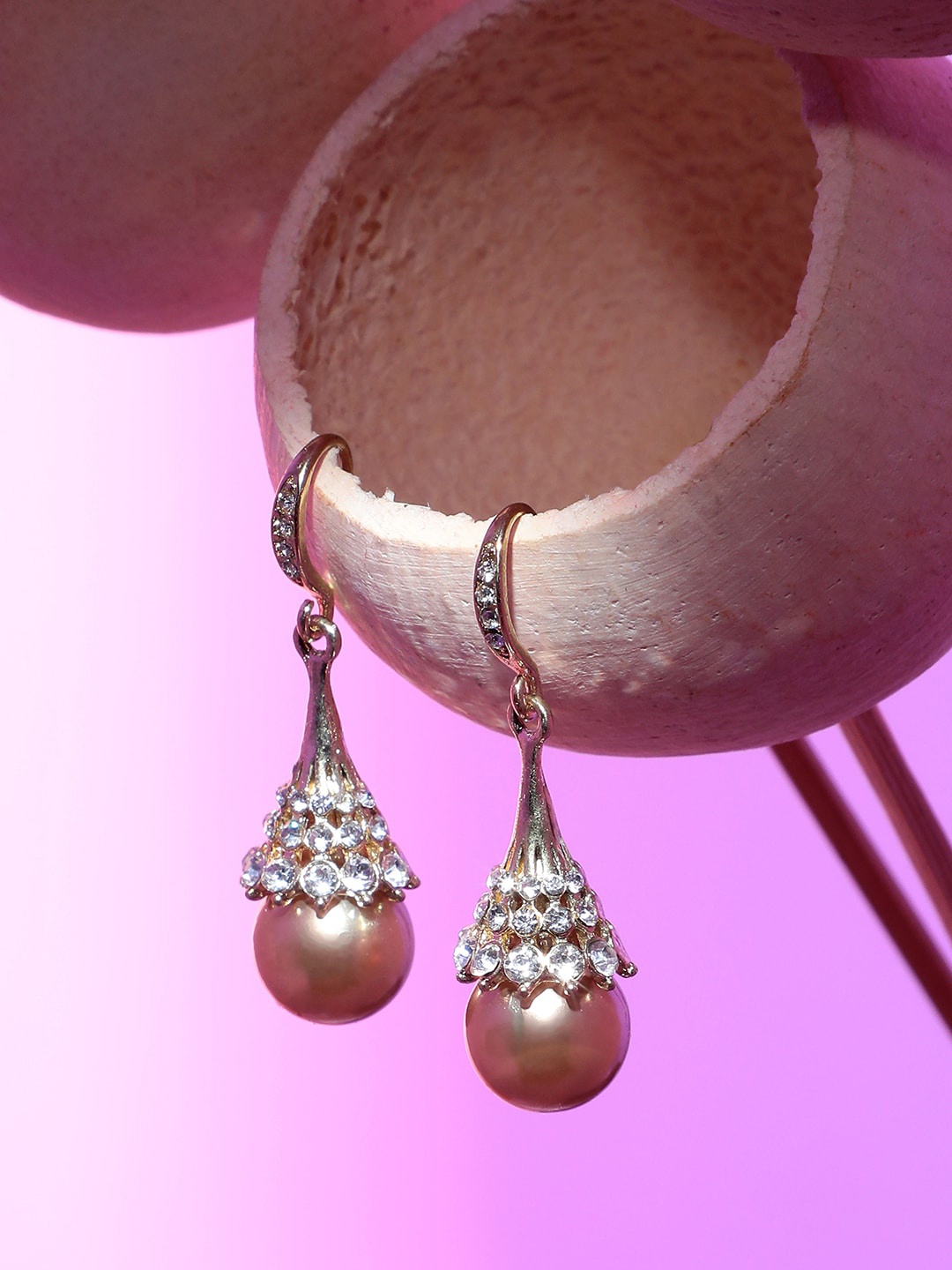 

SOHI Gold-Plated Contemporary Drop Earrings, White
