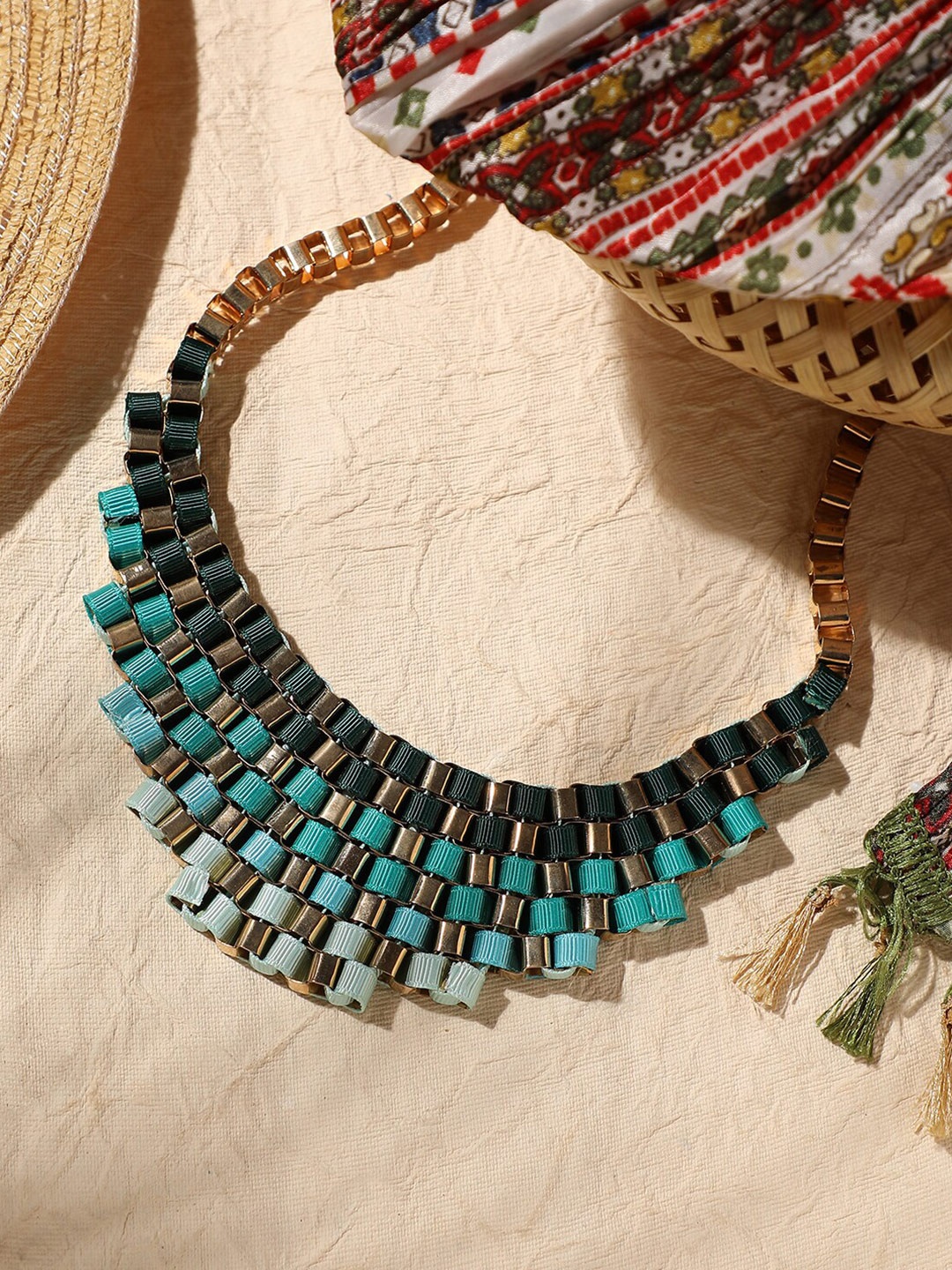 

SOHI Gold-Plated Necklace, Blue