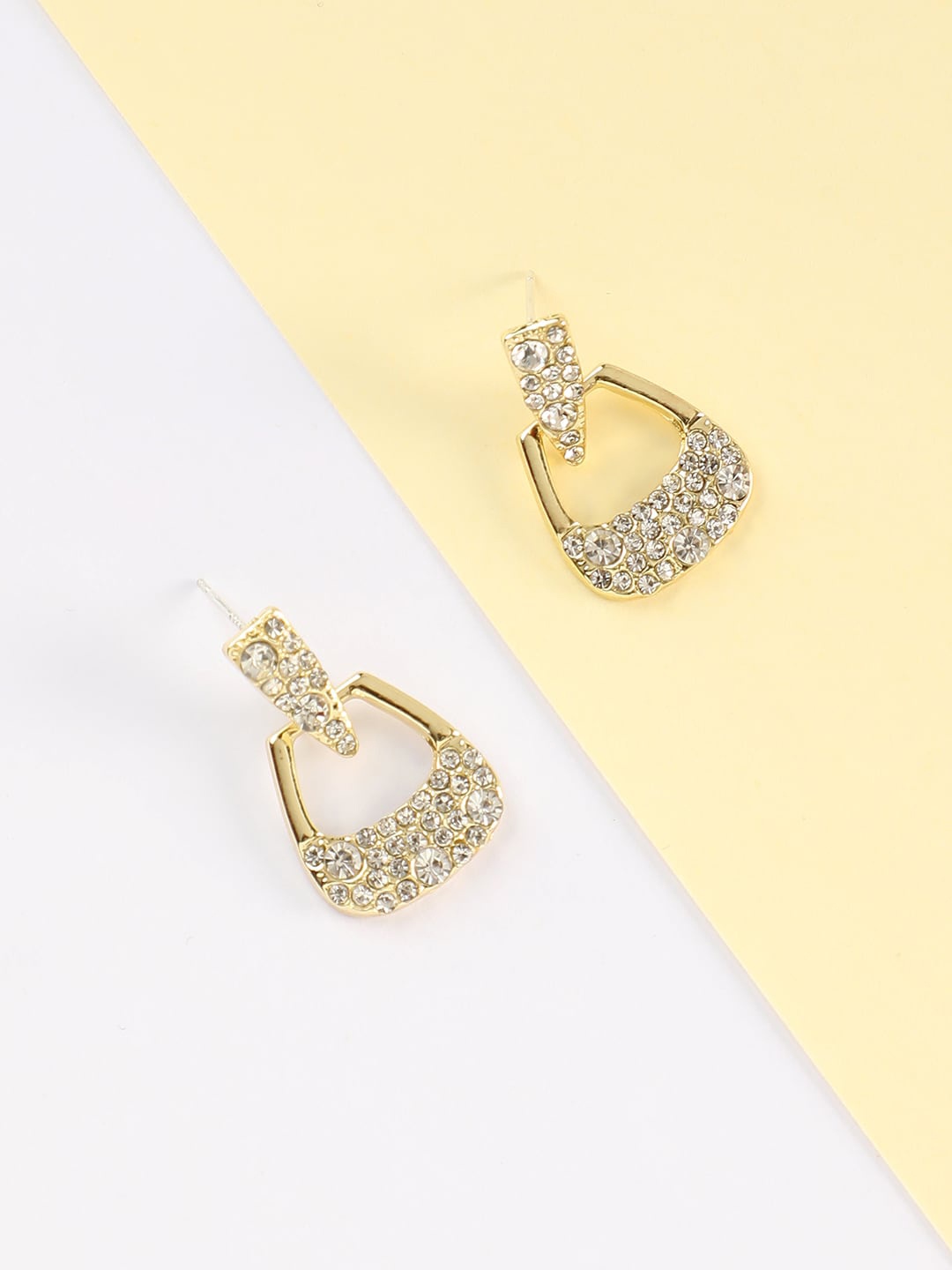 

SOHI Gold-Plated Contemporary Drop Earrings