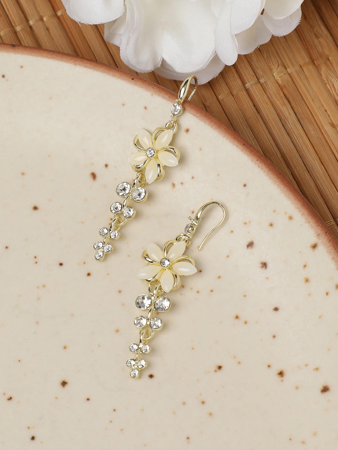

SOHI Gold-Plated Contemporary Drop Earrings, White