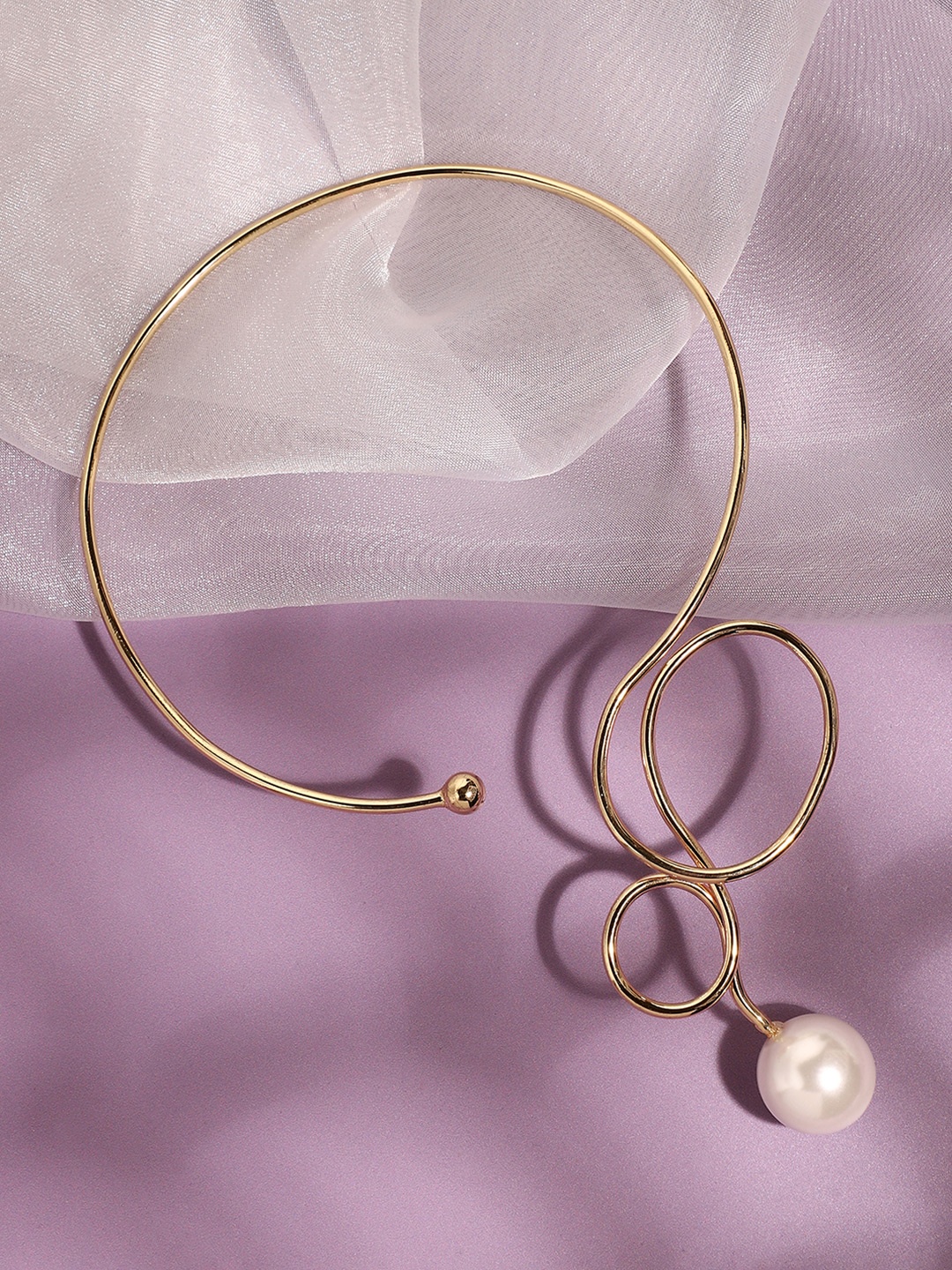 

SOHI Gold-Plated Pearl Beaded Necklace