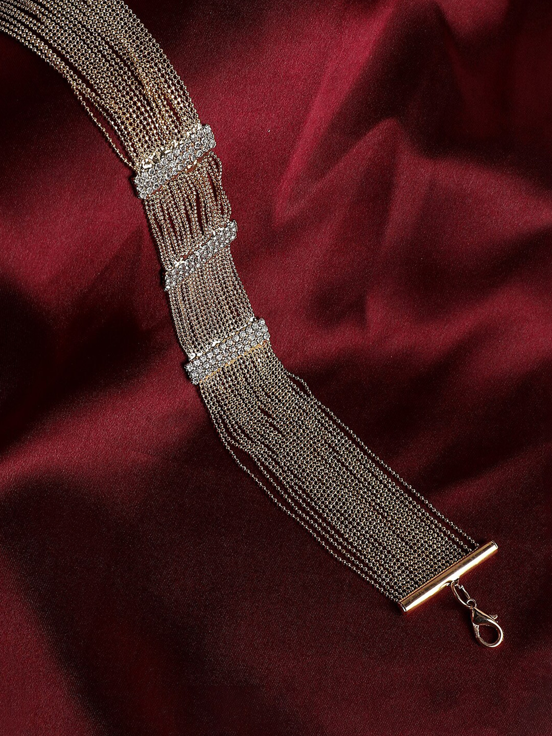 

SOHI Gold-Plated Necklace