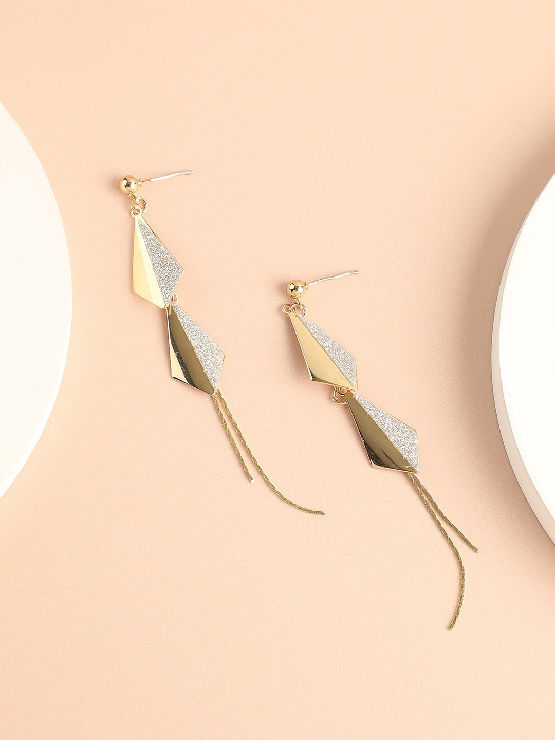 

SOHI Gold-Plated Contemporary Drop Earrings