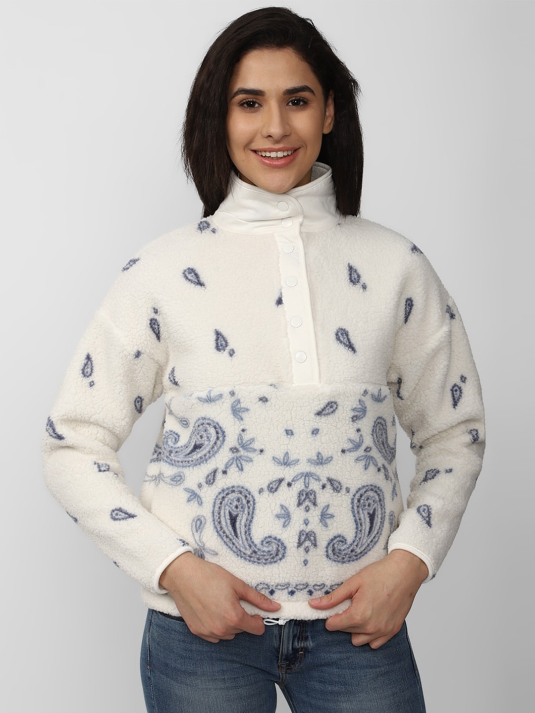 

AMERICAN EAGLE OUTFITTERS Women Printed Sweatshirt, Cream