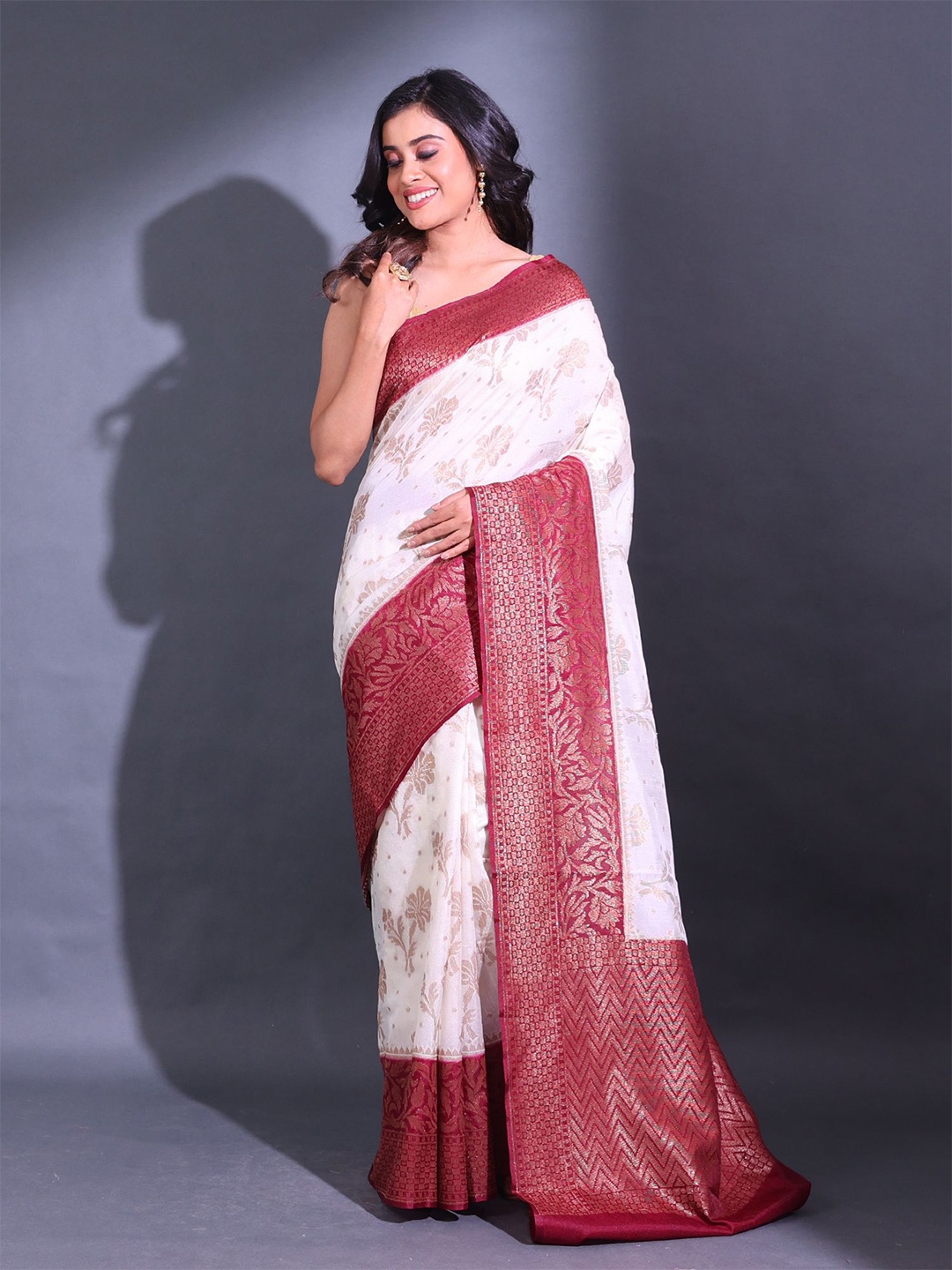 

Charukriti Floral Woven Design Zari Saree, White