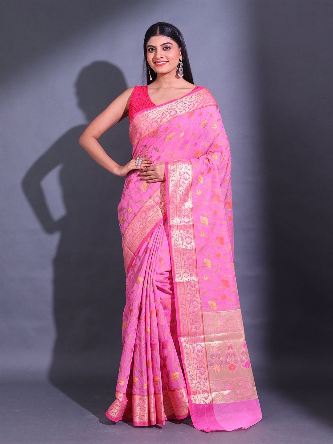 

Charukriti Floral Woven Design Zari Saree, Pink