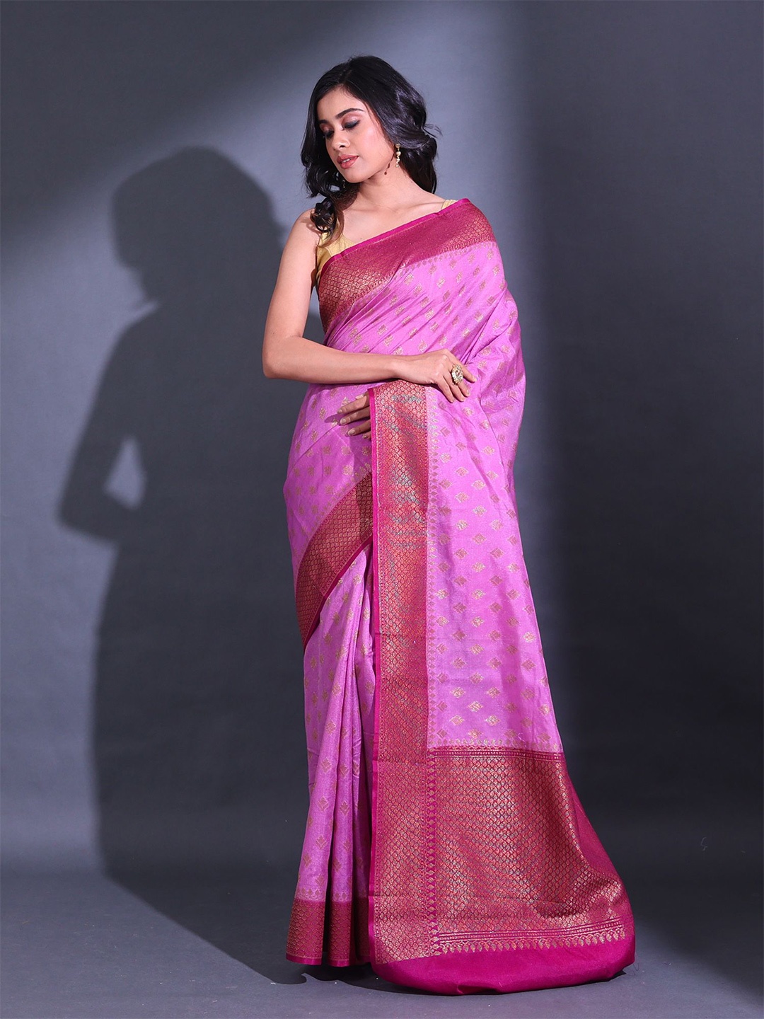 

Charukriti Woven Design Zari Silk Blend Saree, Purple