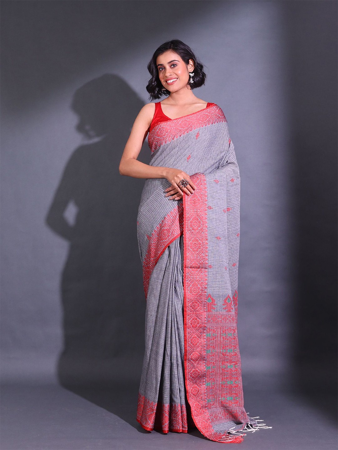 

Charukriti Ethnic Motifs Woven Design Zari Pure Cotton Saree, Grey