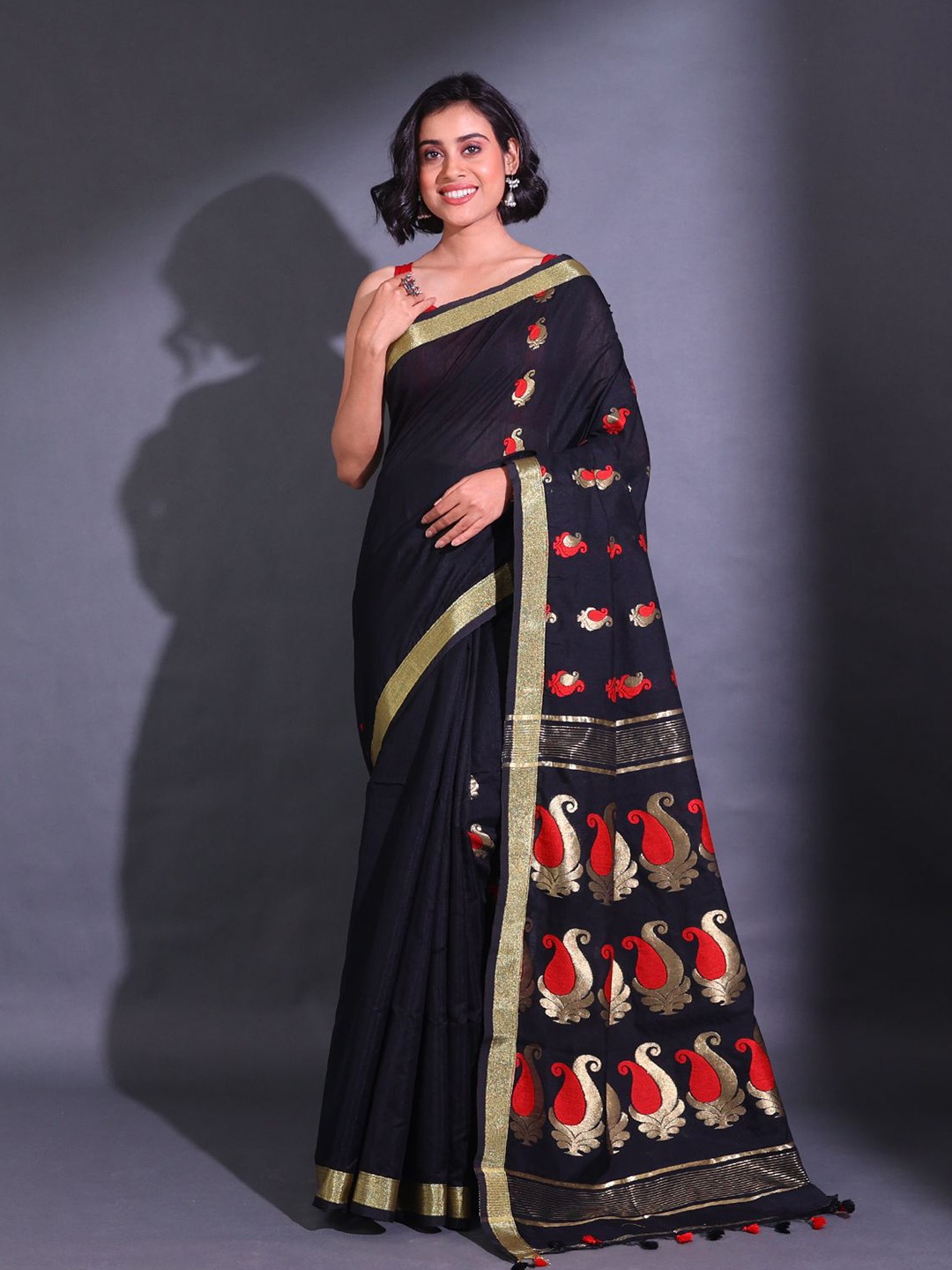 

Charukriti Paisley Woven Design Zari Saree, Black