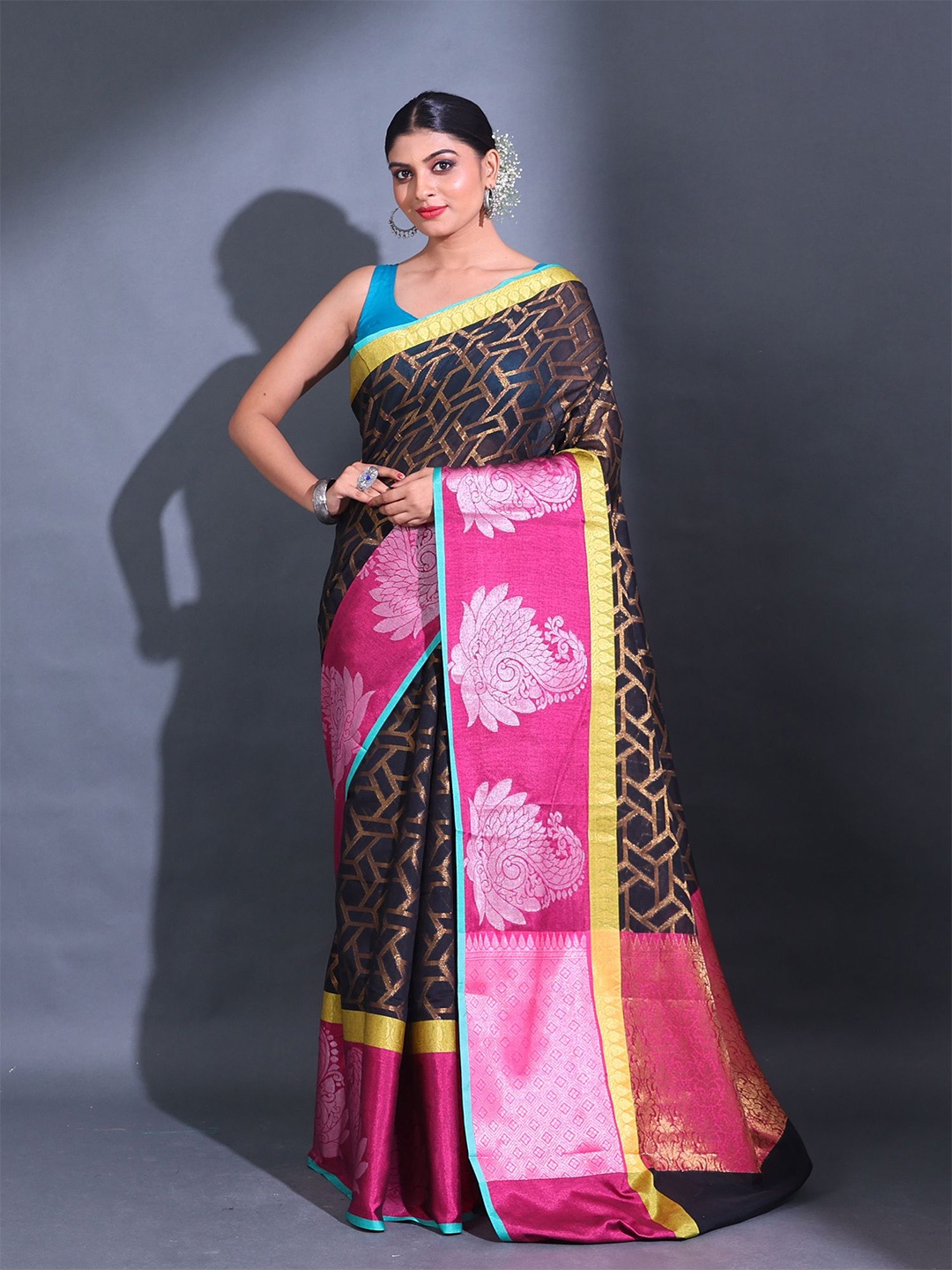 

Charukriti Geometric Woven Design Zari Saree, Black