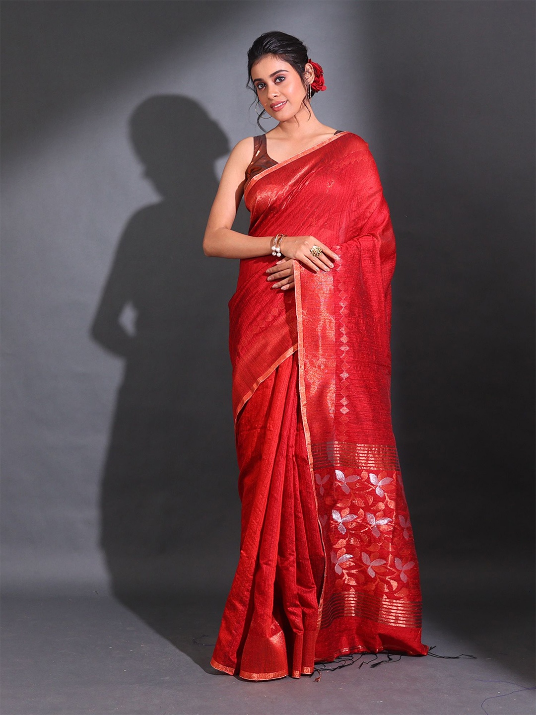 

Charukriti Floral Woven Design Zari Pure Silk Saree, Red